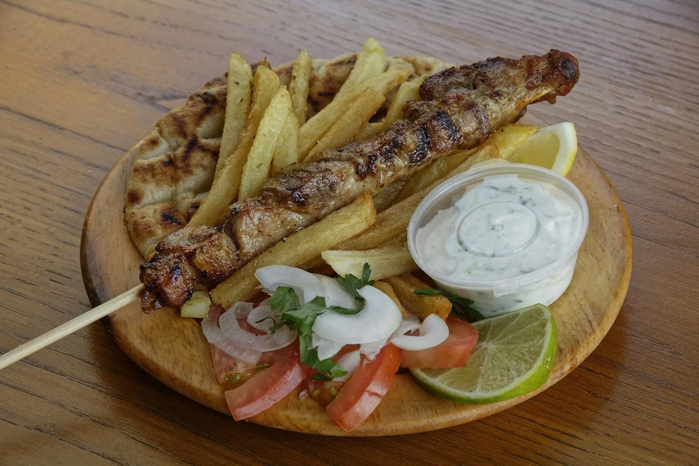 Restaurant/places to eat in Enalion Hotel