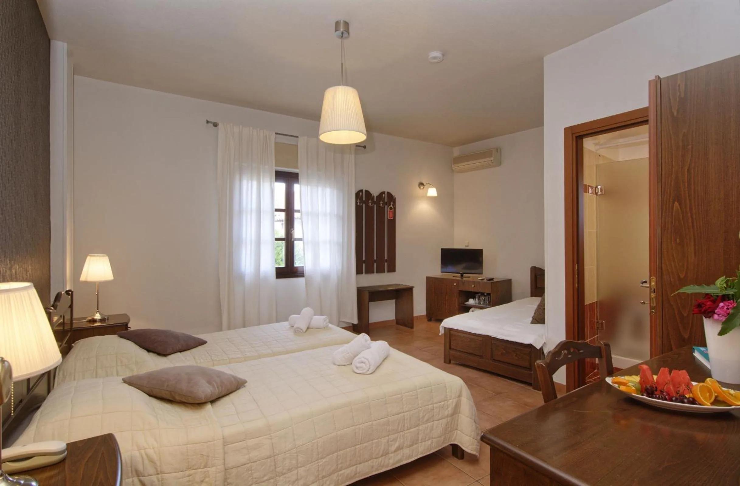 Bedroom, Bed in Enalion Hotel