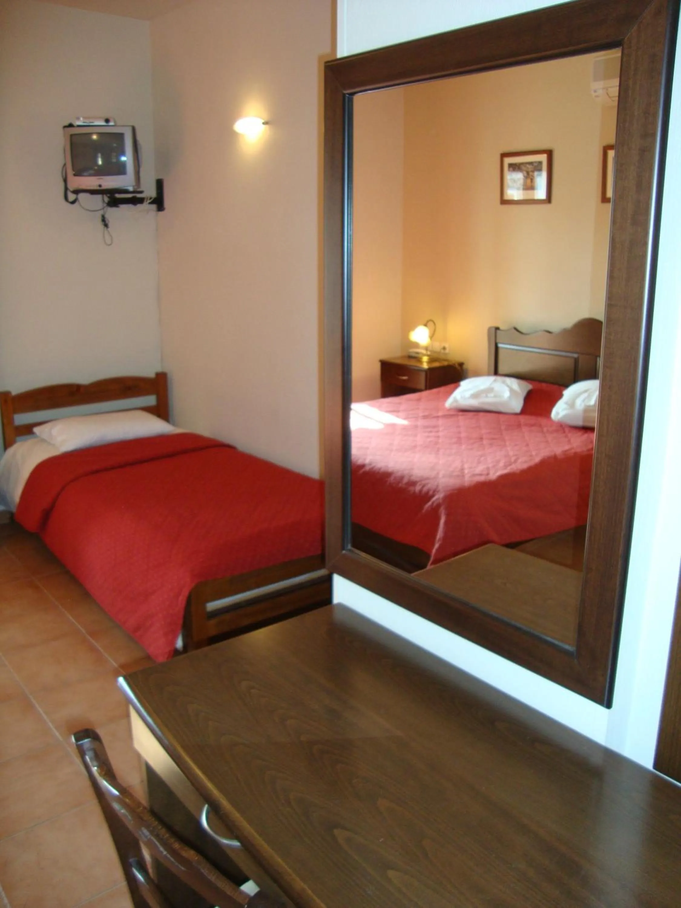 Bedroom, Bed in Enalion Hotel