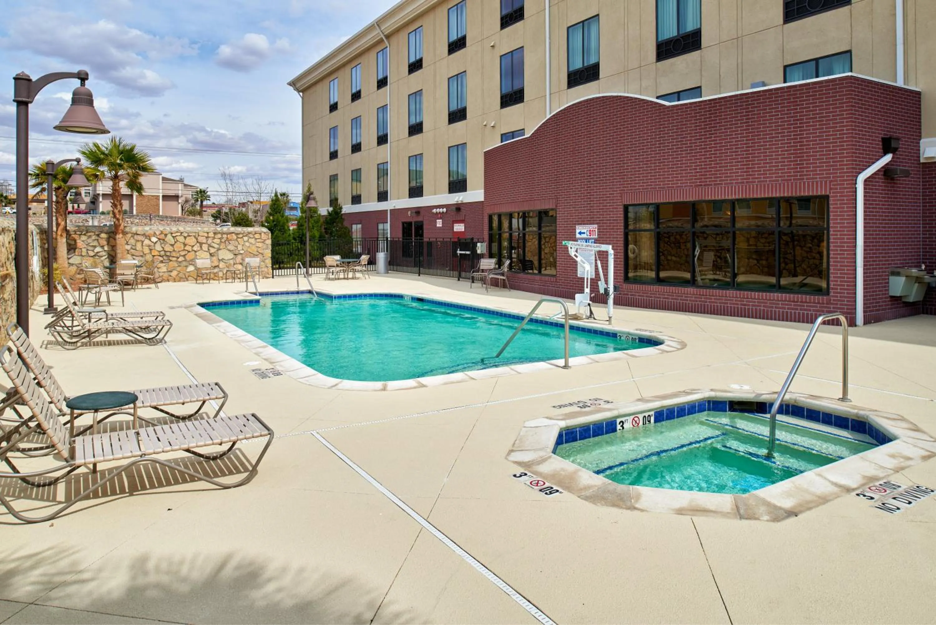 Swimming pool in Holiday Inn Express & Suites El Paso Airport by IHG
