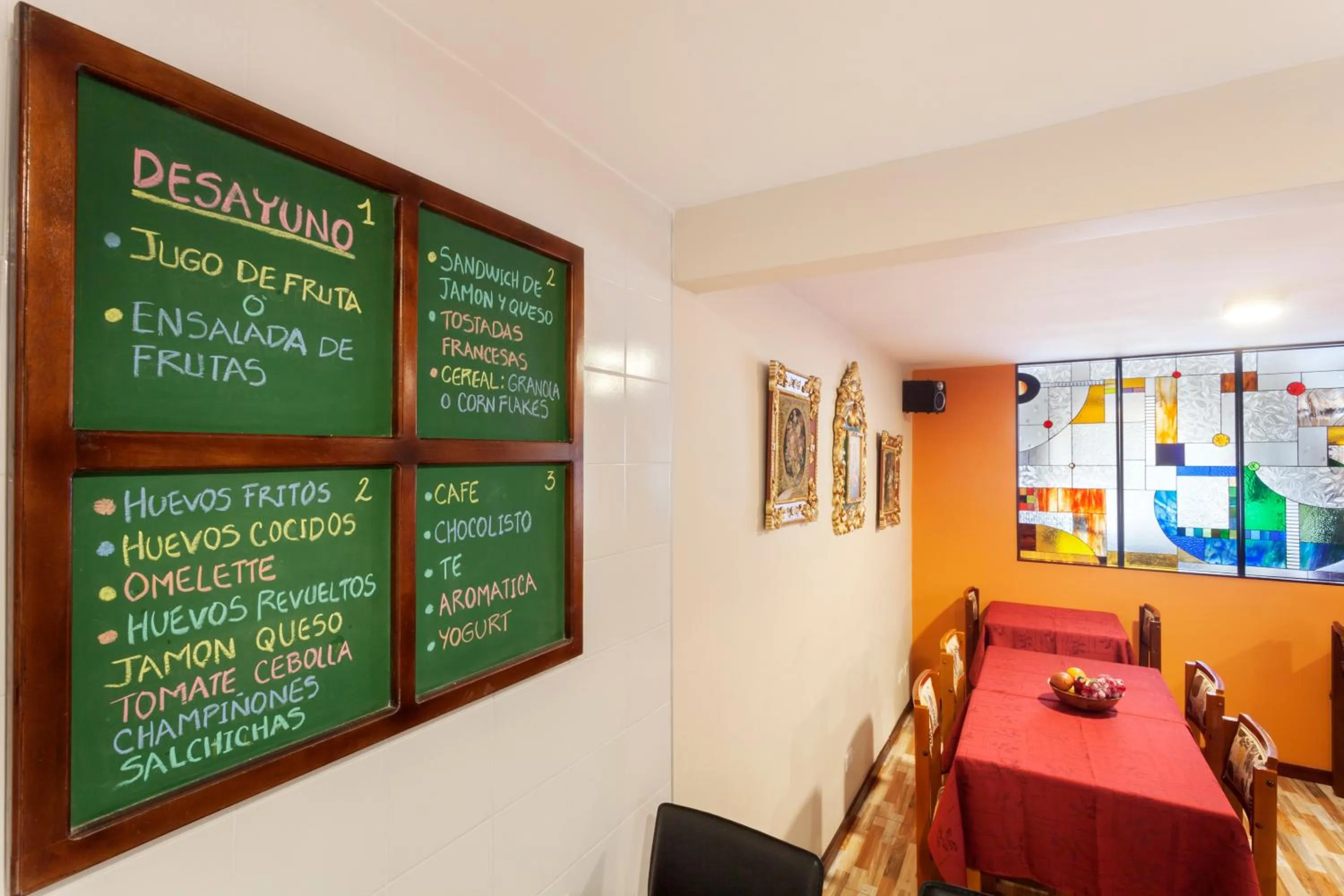 Day in Hotel Francés La Maison