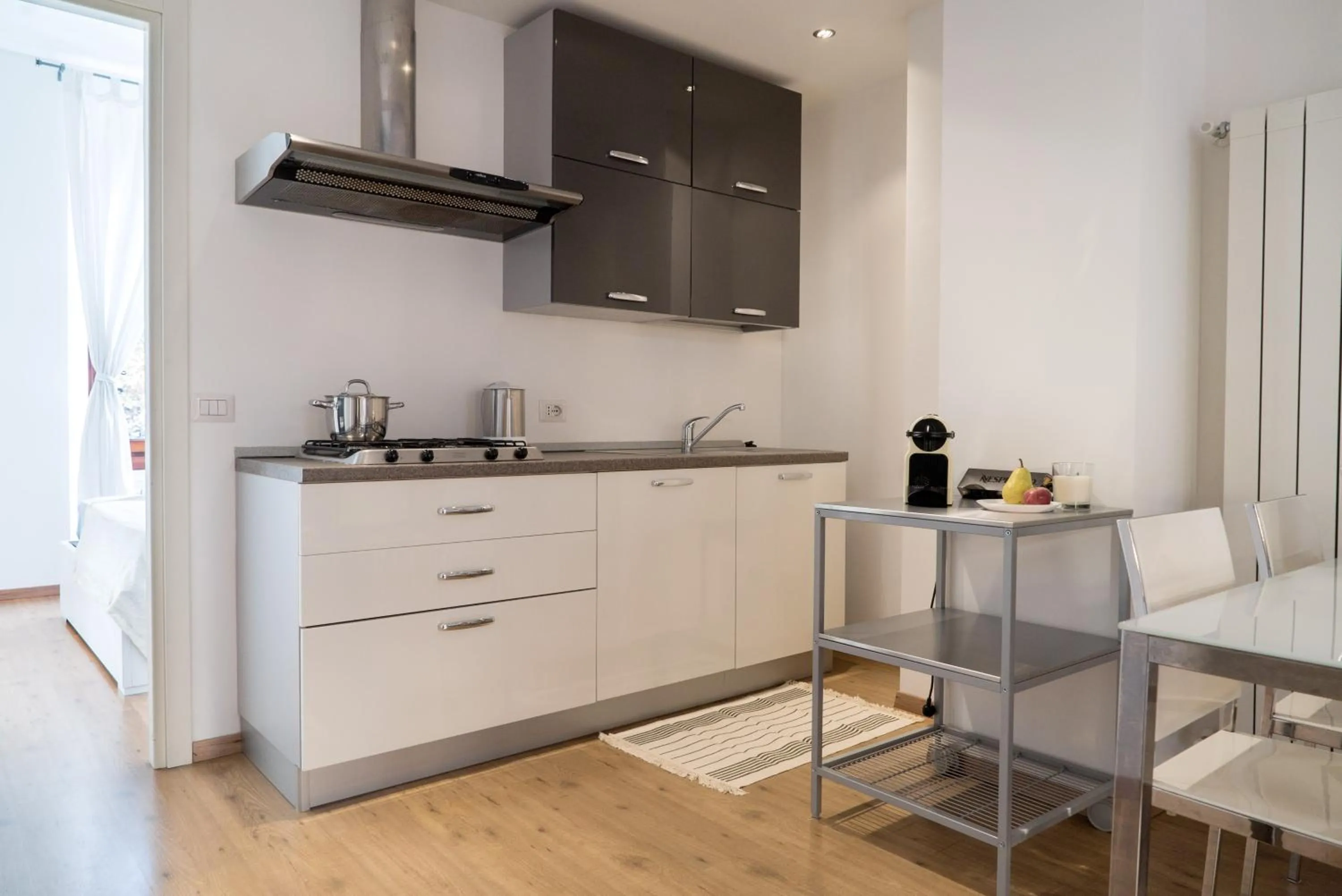 Charming Sempione Apartment