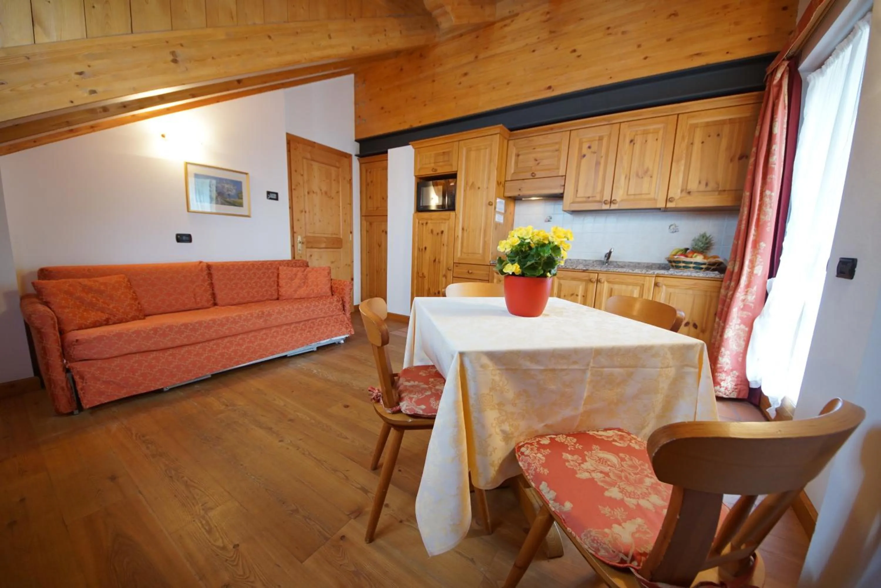 Dining area in Residence Baita Antlia