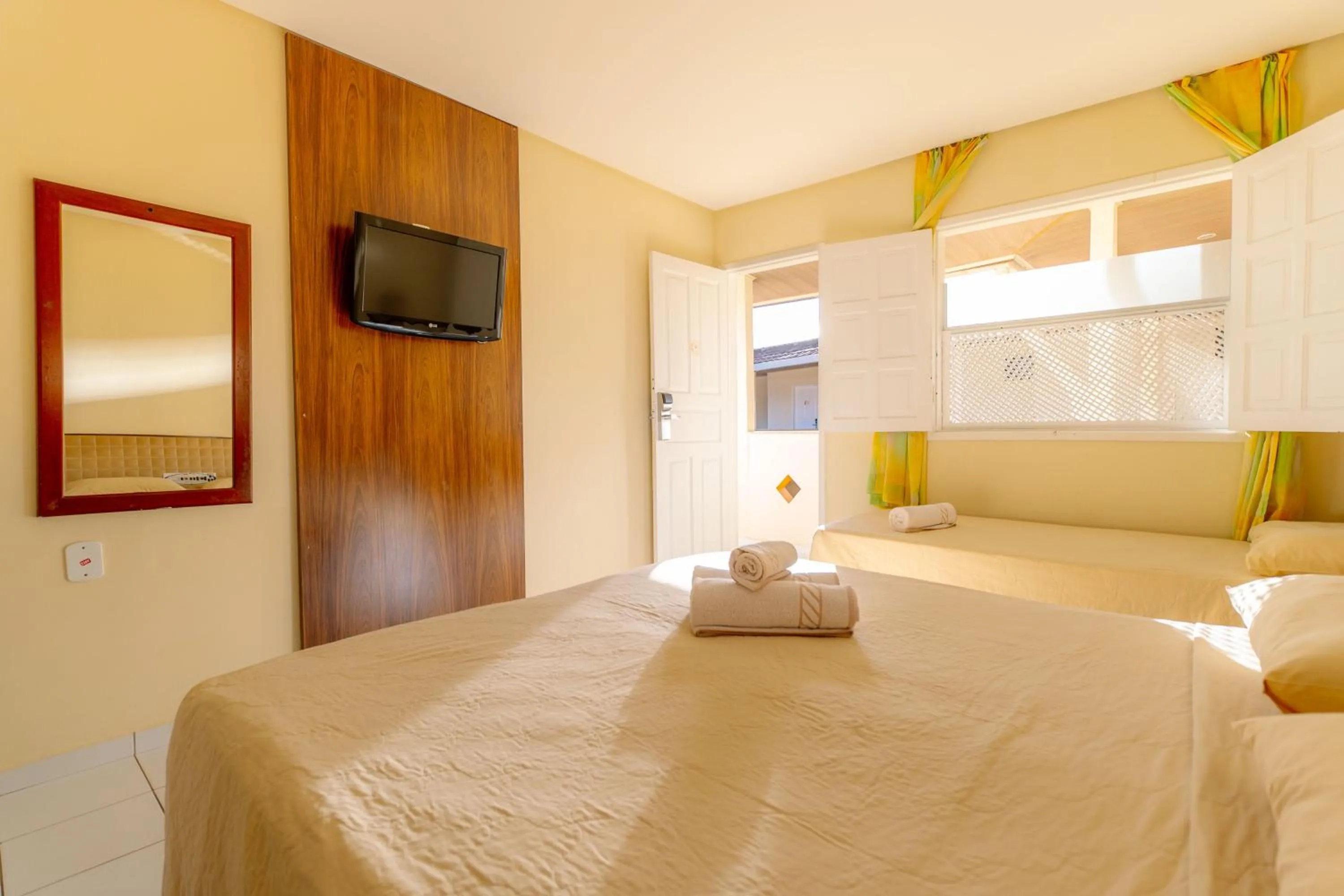 Bedroom, Bed in Rede Andrade Terra Brasil