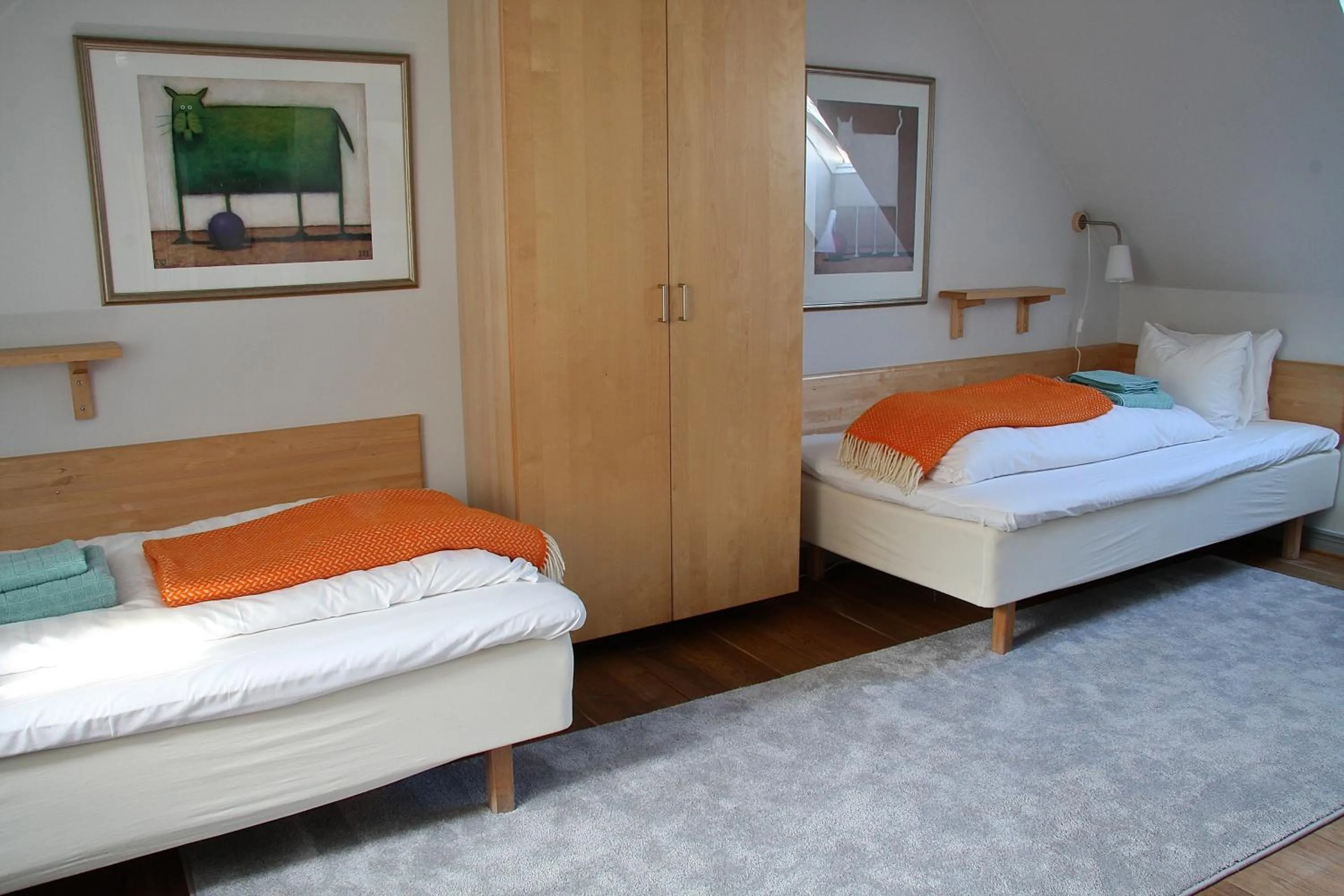 Photo of the whole room, Bed in Hotell Oskar