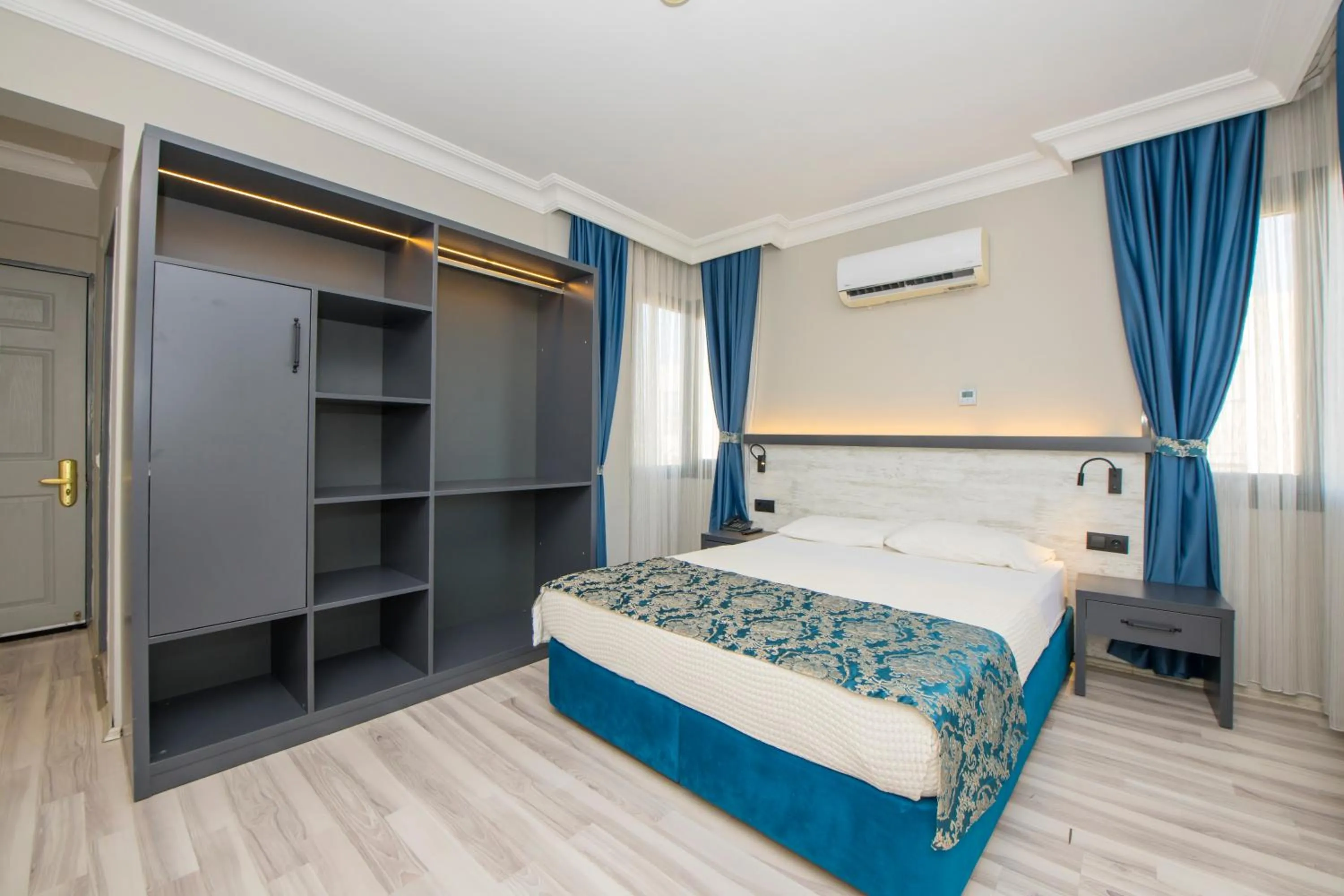 Bed in Golden Moon Hotel