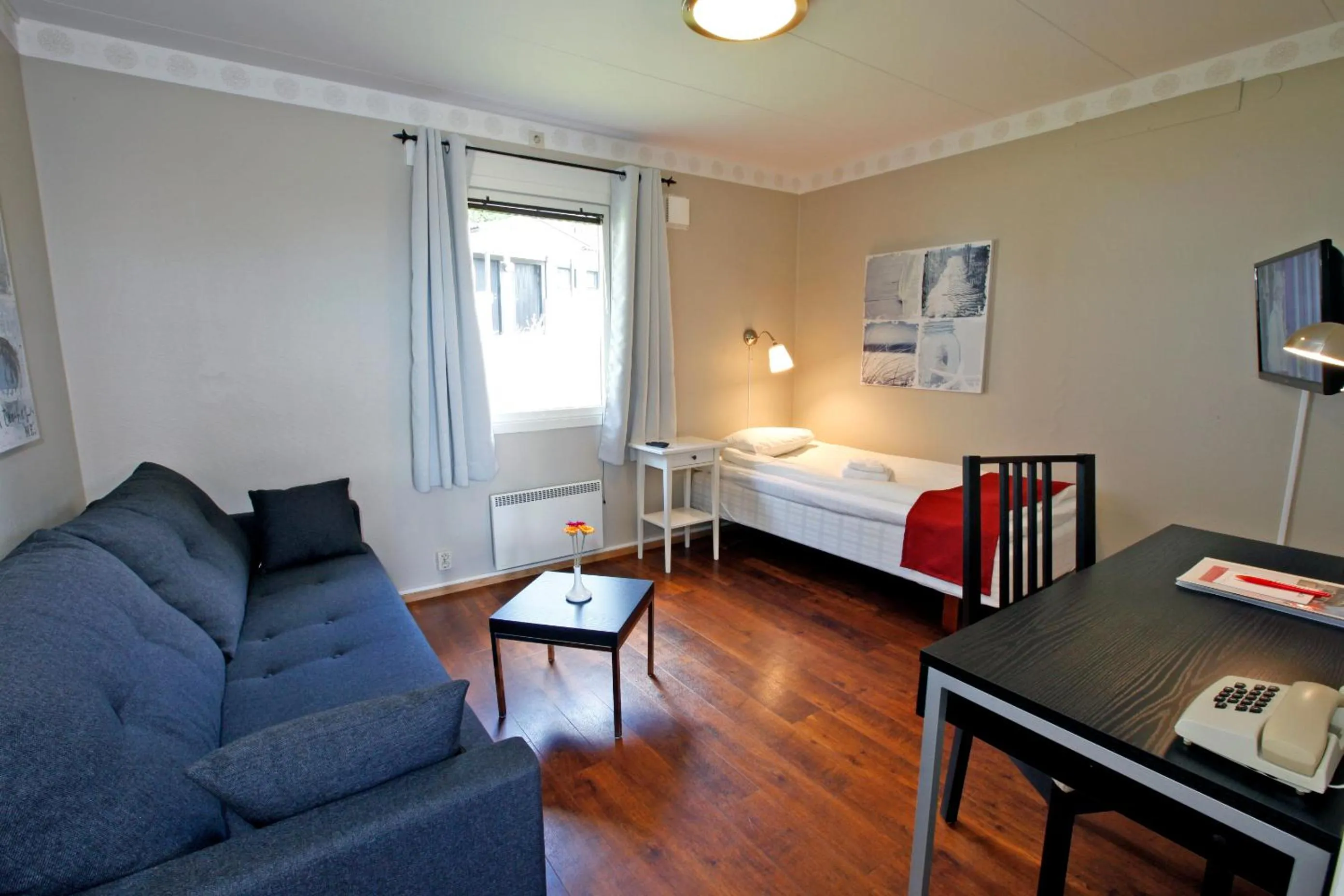 Photo of the whole room, Bed in Rasta Håby