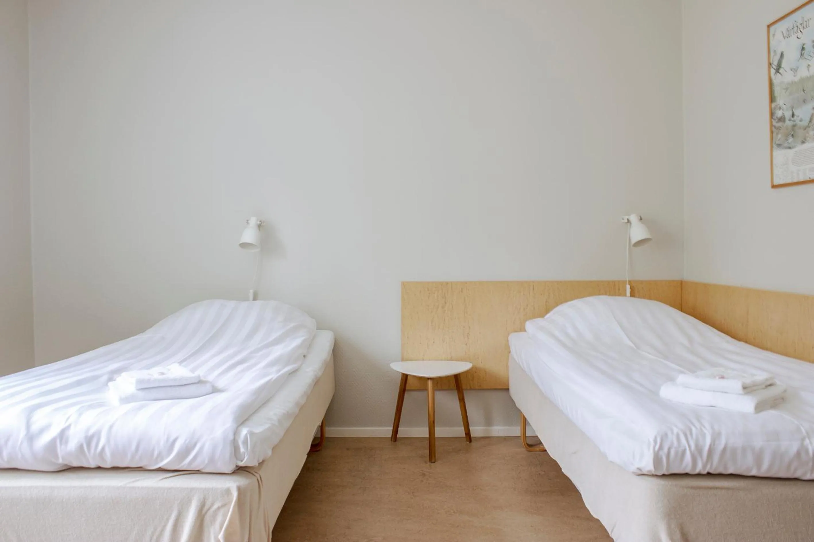 Bed in Nordiska Folkhögskolan Bed and Breakfast