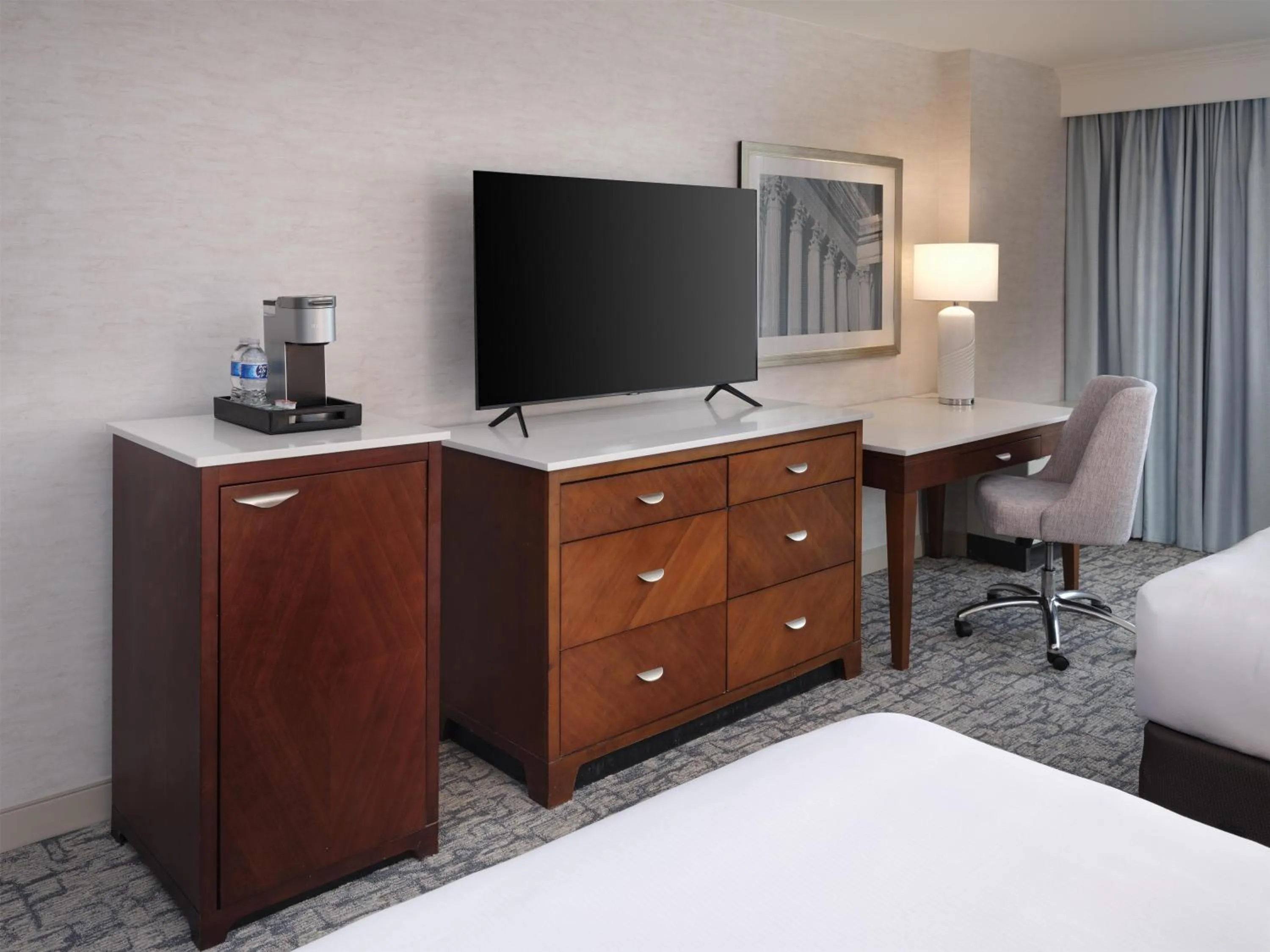 Bedroom, Bed in Hilton Washington DC/Rockville Hotel & Executive Meeting Center