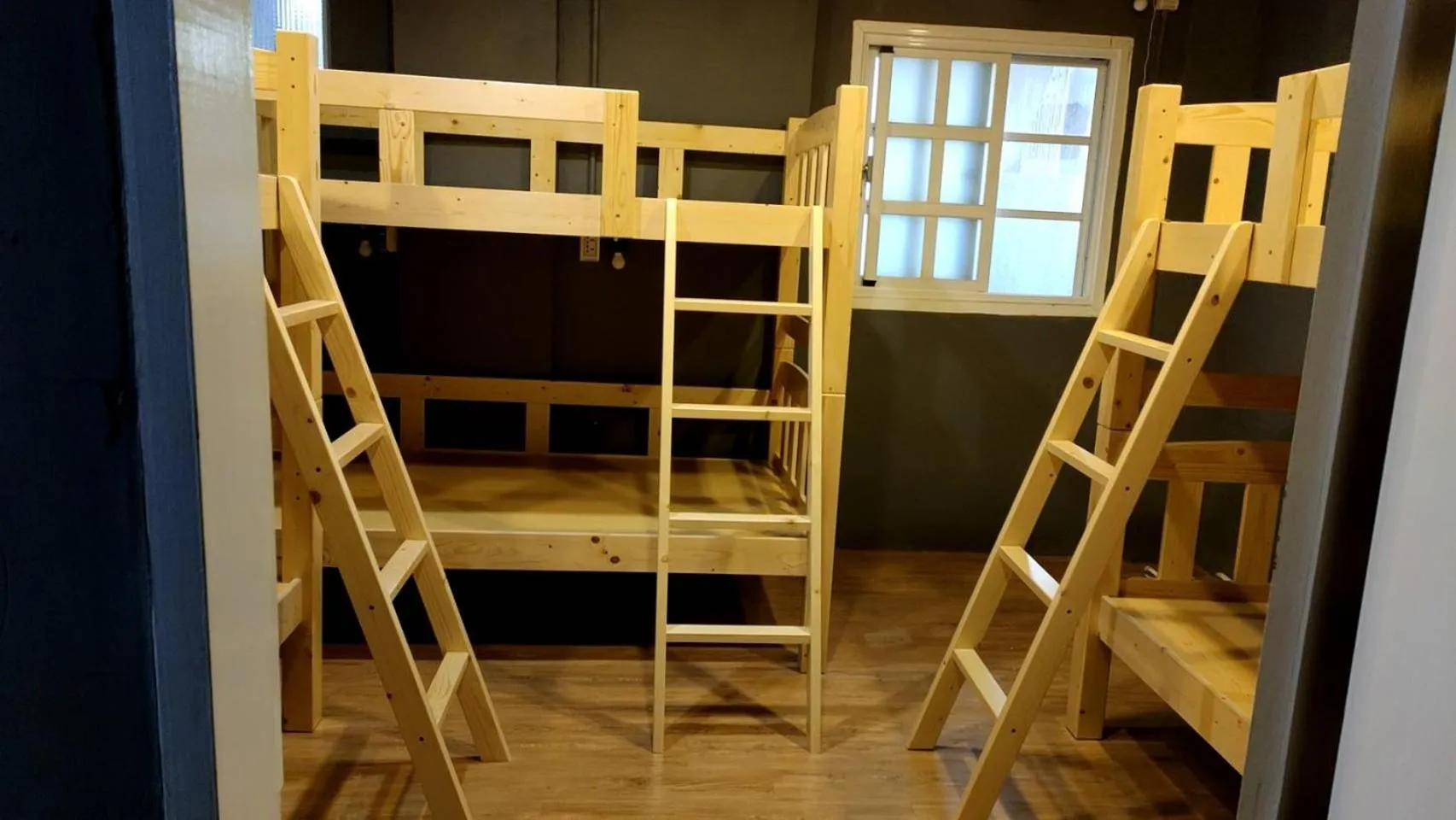 Bunk Bed in Town Stay