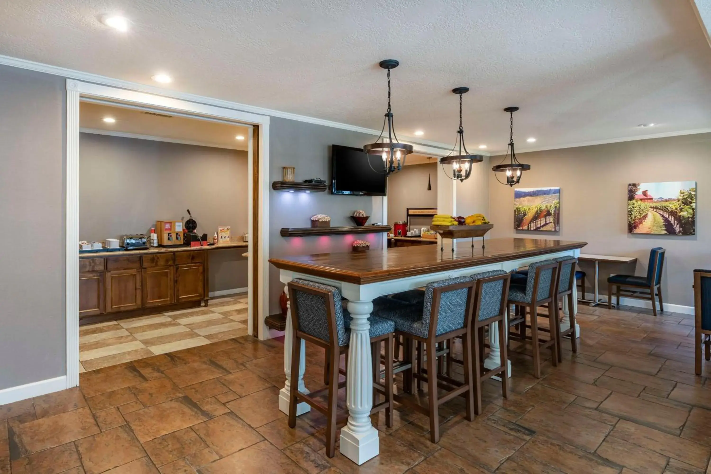 Breakfast in Hampton Inn Ukiah Breakfast in Hampton Inn Ukiah