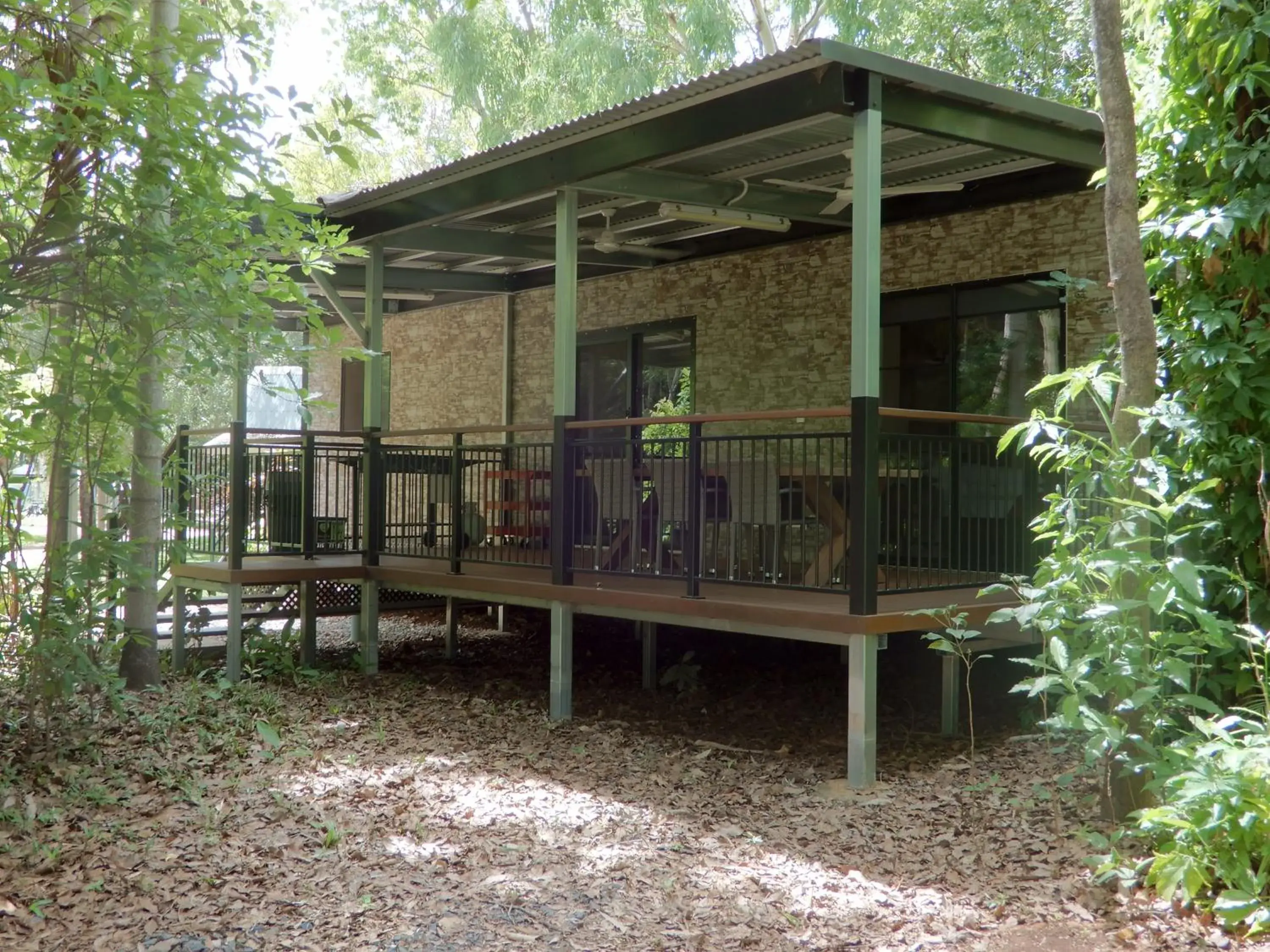 Family Bungalow in Litchfield Tourist Park Family Bungalow in Litchfield Tourist Park
