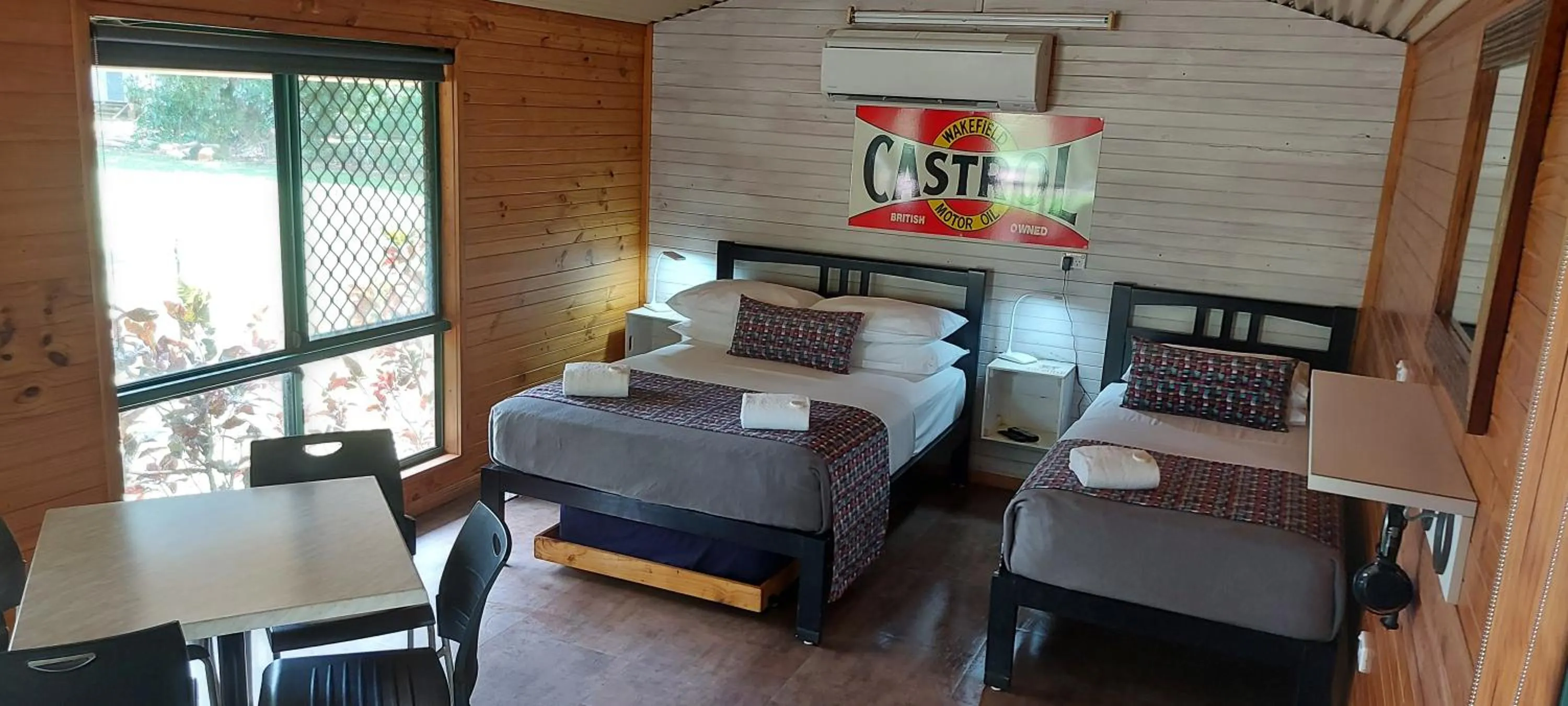 Bed in Litchfield Tourist Park