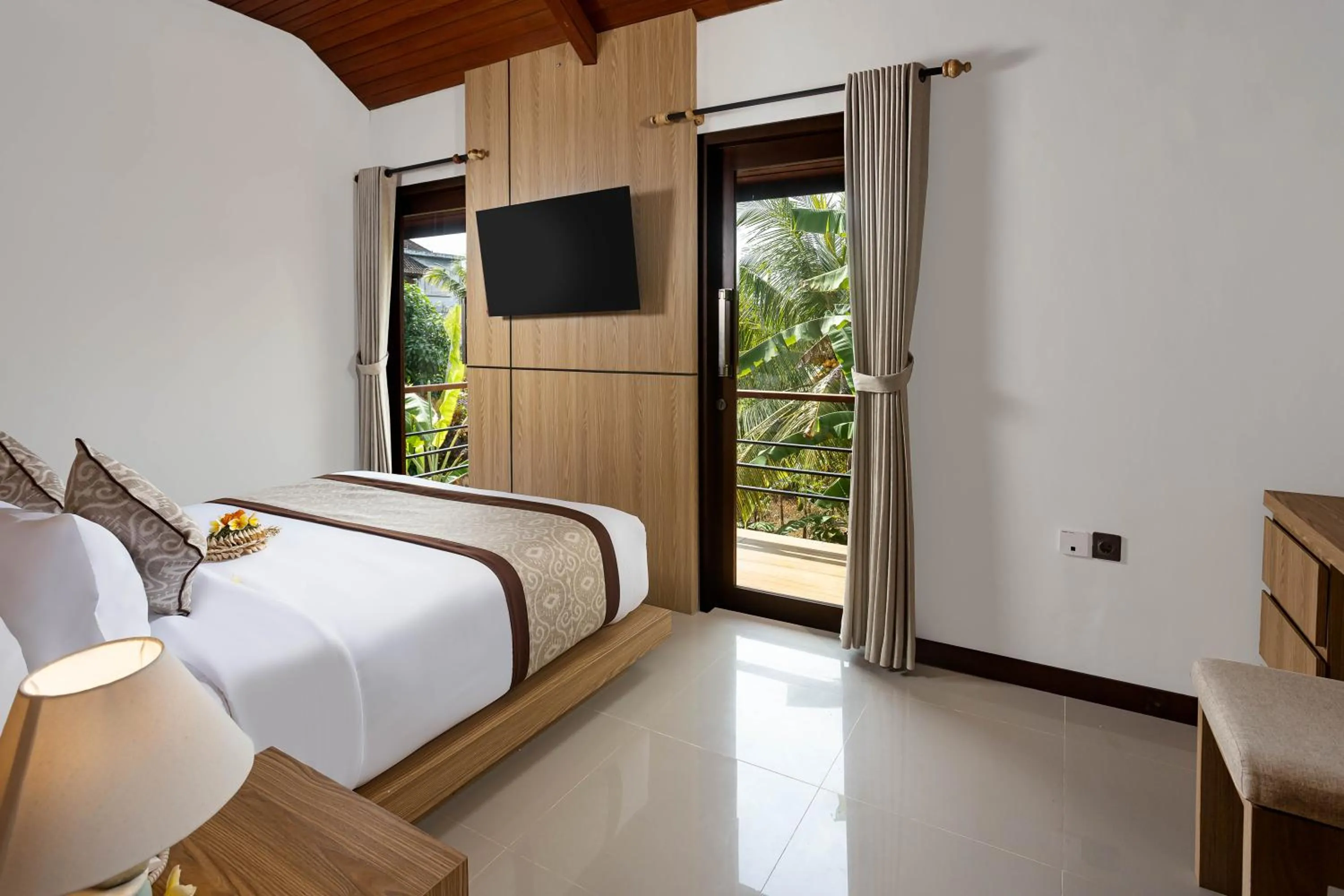 Bedroom, Bed in Candy Villa by GenuineHost