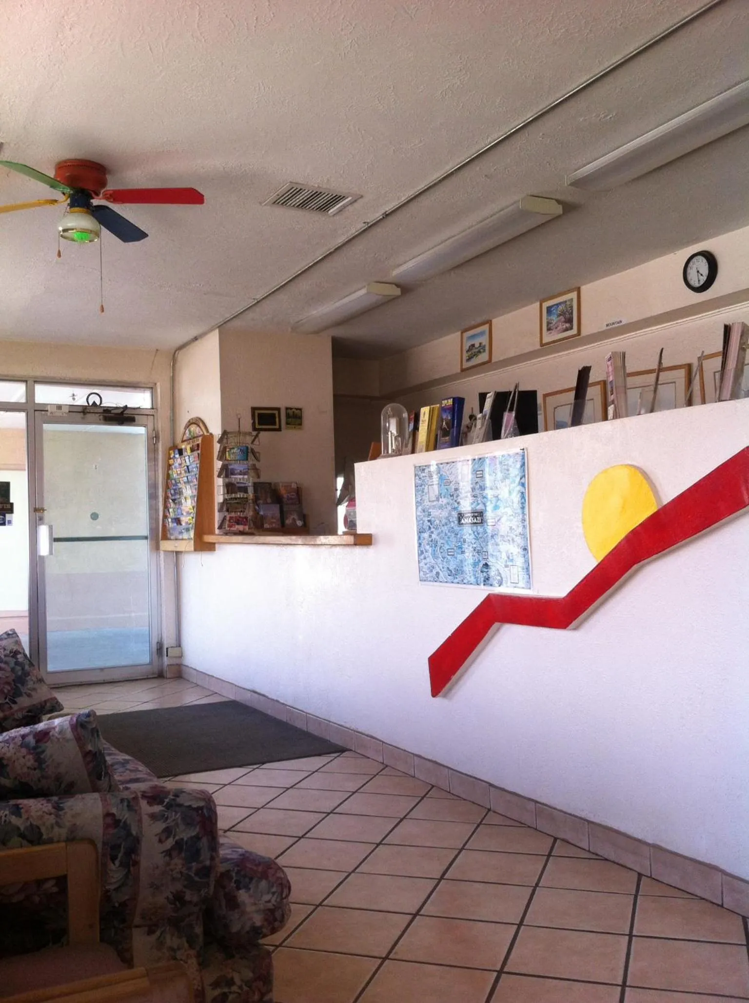 Lobby or reception in National 9 Inn Sand Canyon