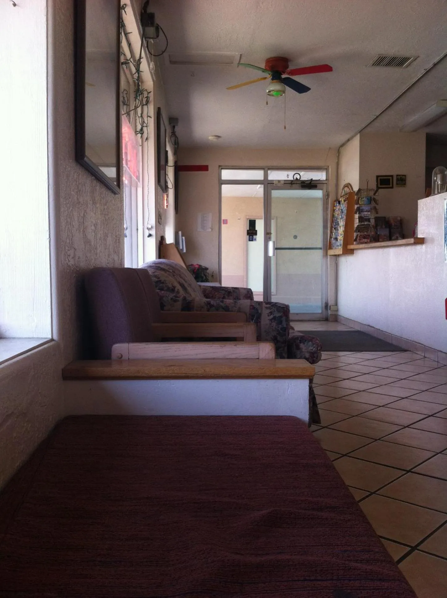 Lobby or reception in National 9 Inn Sand Canyon