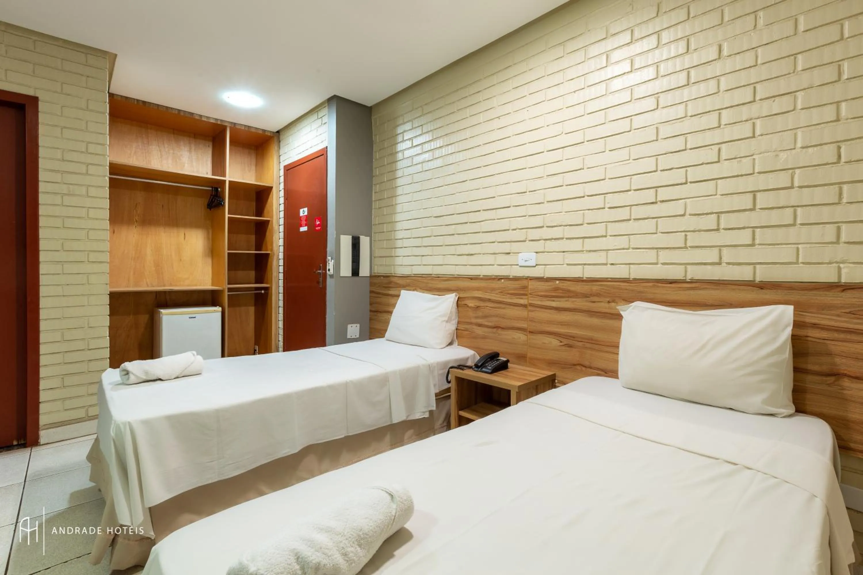 Bedroom, Bed in Rede Andrade Goiania Centro