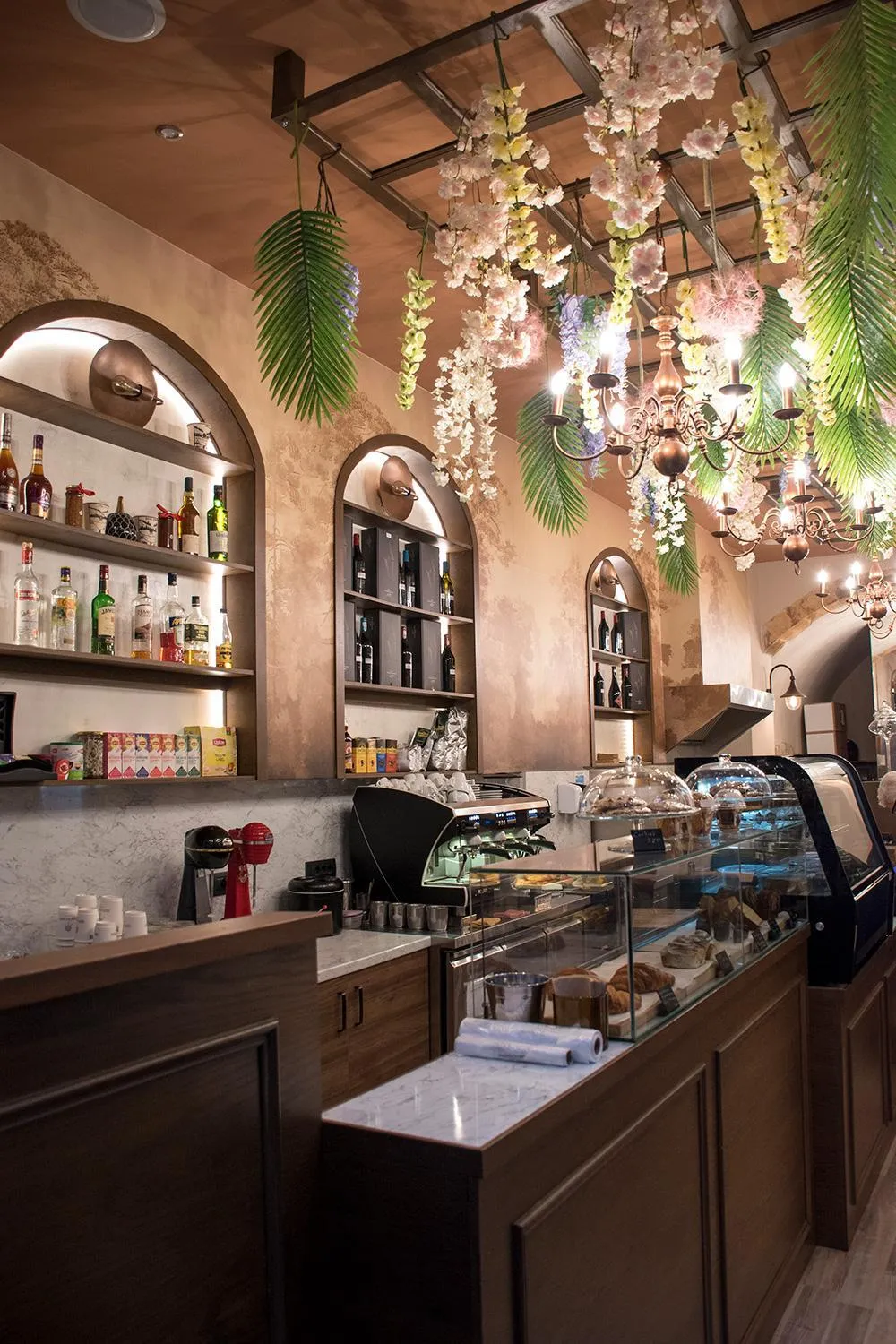 Restaurant/places to eat in Odos Oneiron Boutique Hotel