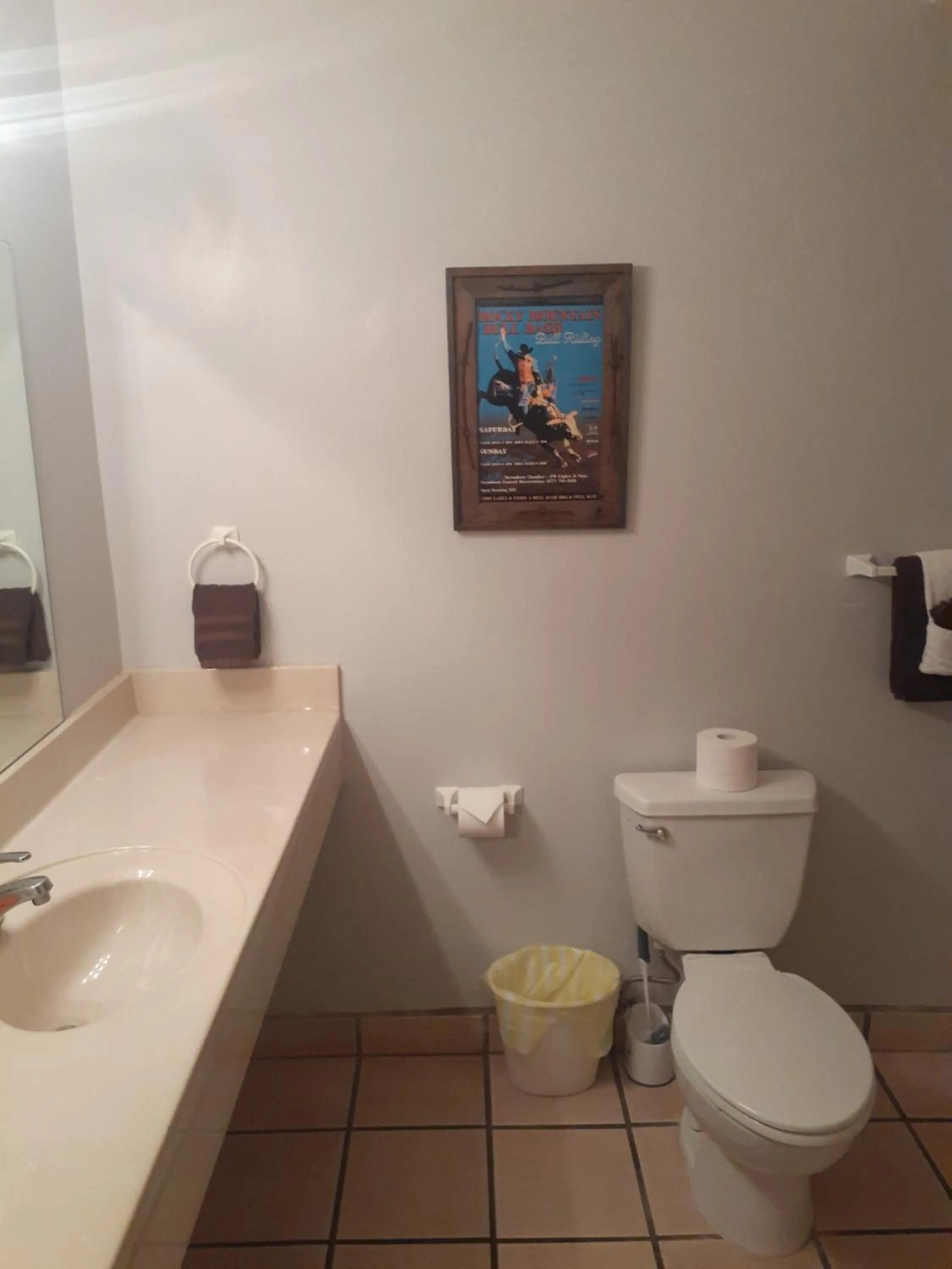 Bathroom in Stagecoach Suites