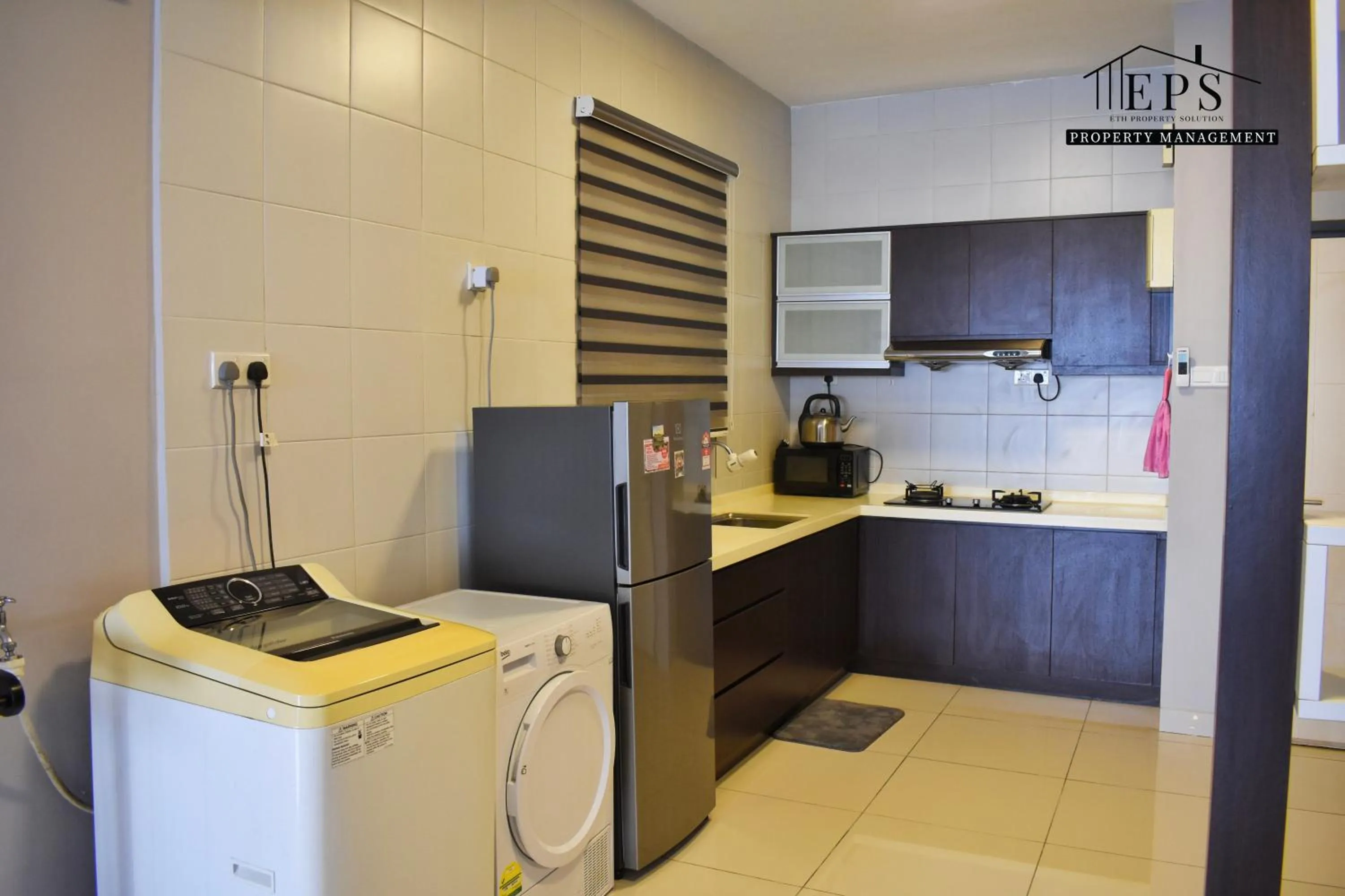 Damen Subang by Widebed