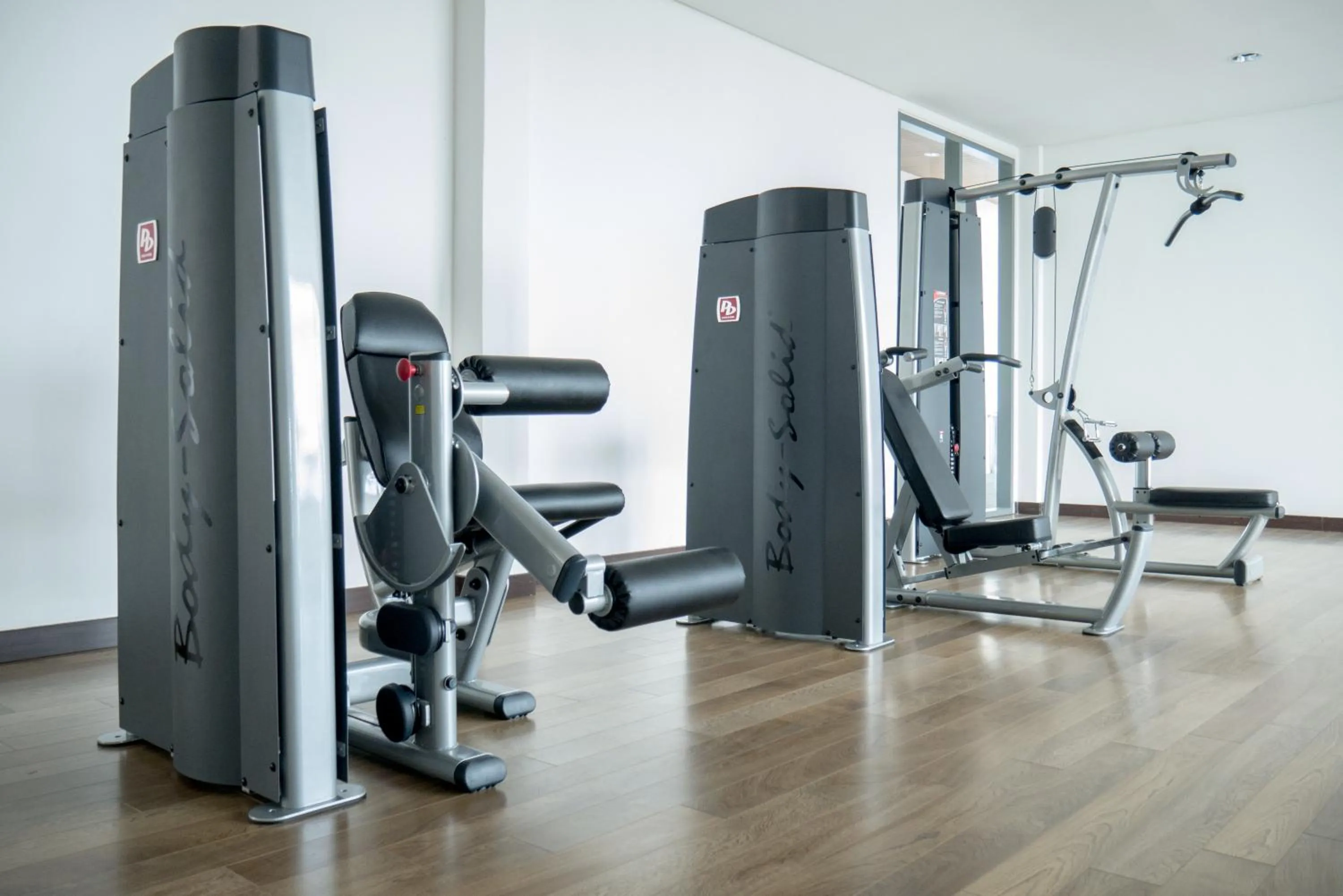 Property building in Damen Subang by Widebed