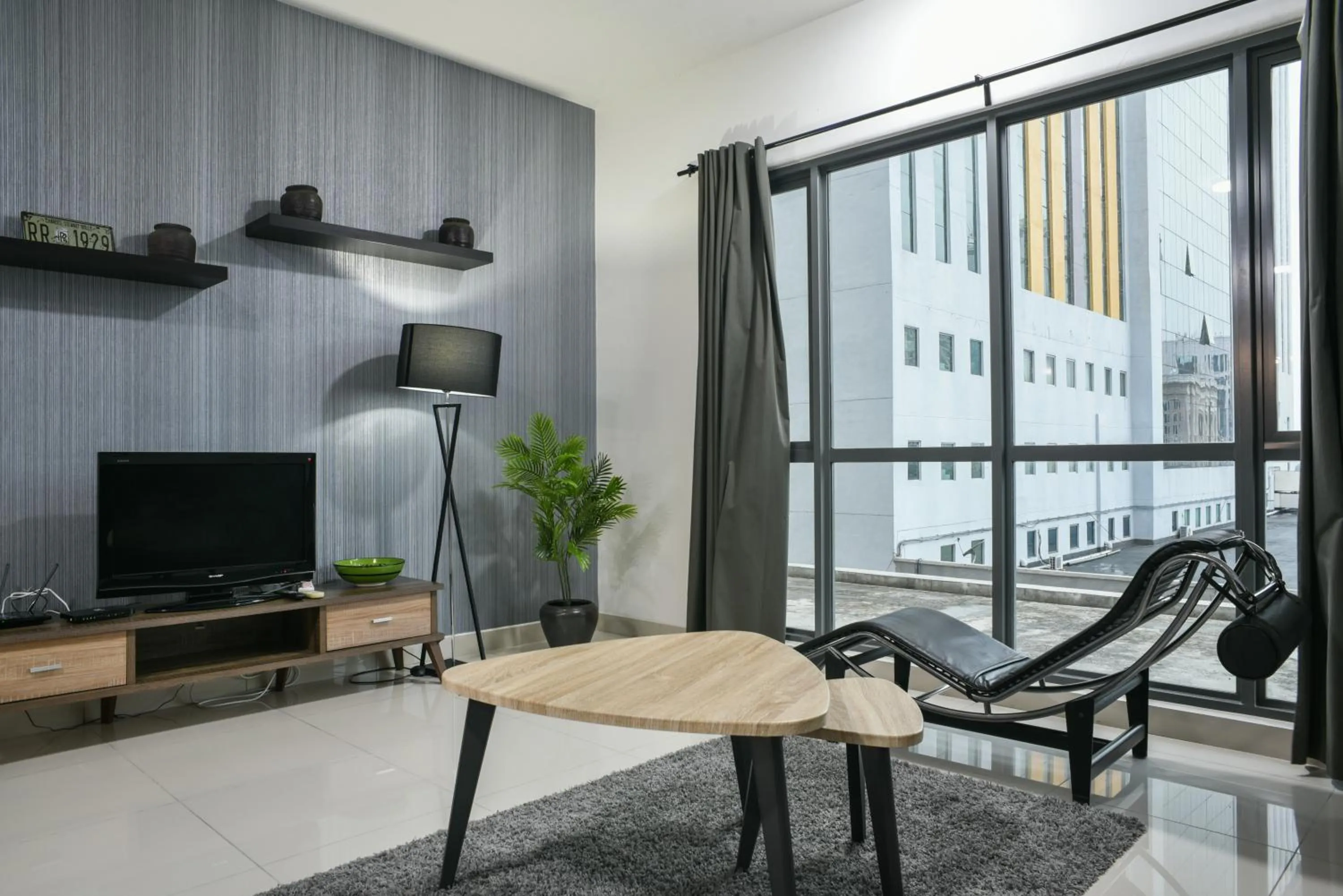 Damen Subang by Widebed