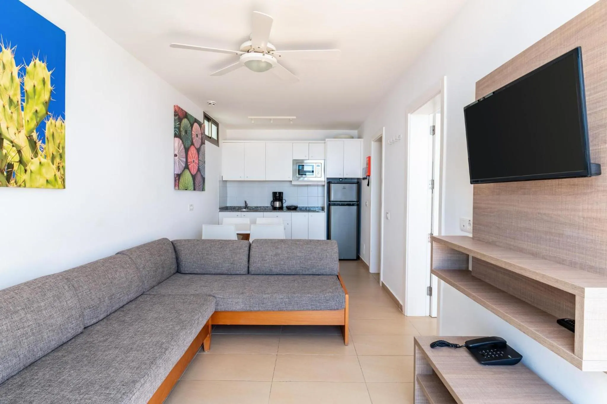 Photo of the whole room in Servatur Altamar