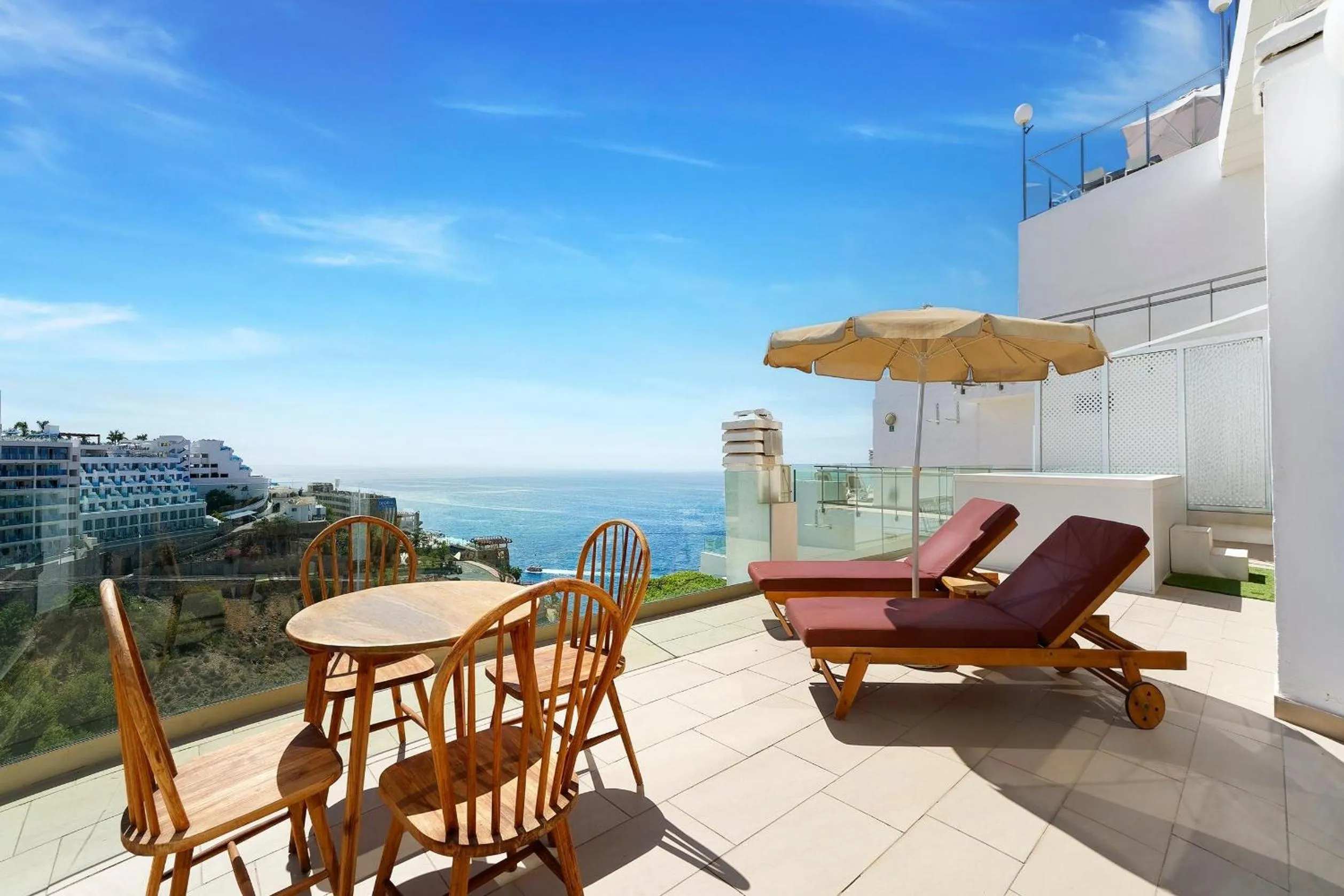 Photo of the whole room in Servatur Altamar