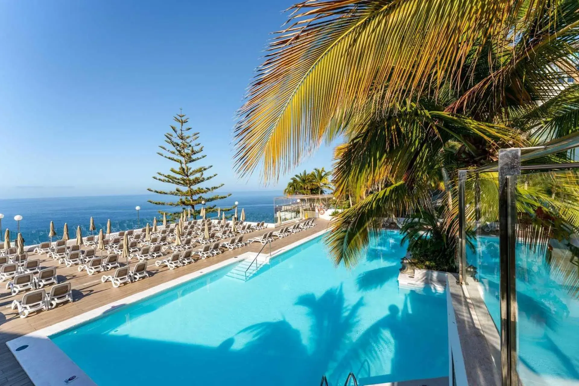 Swimming pool in Servatur Altamar Swimming pool in Servatur Altamar