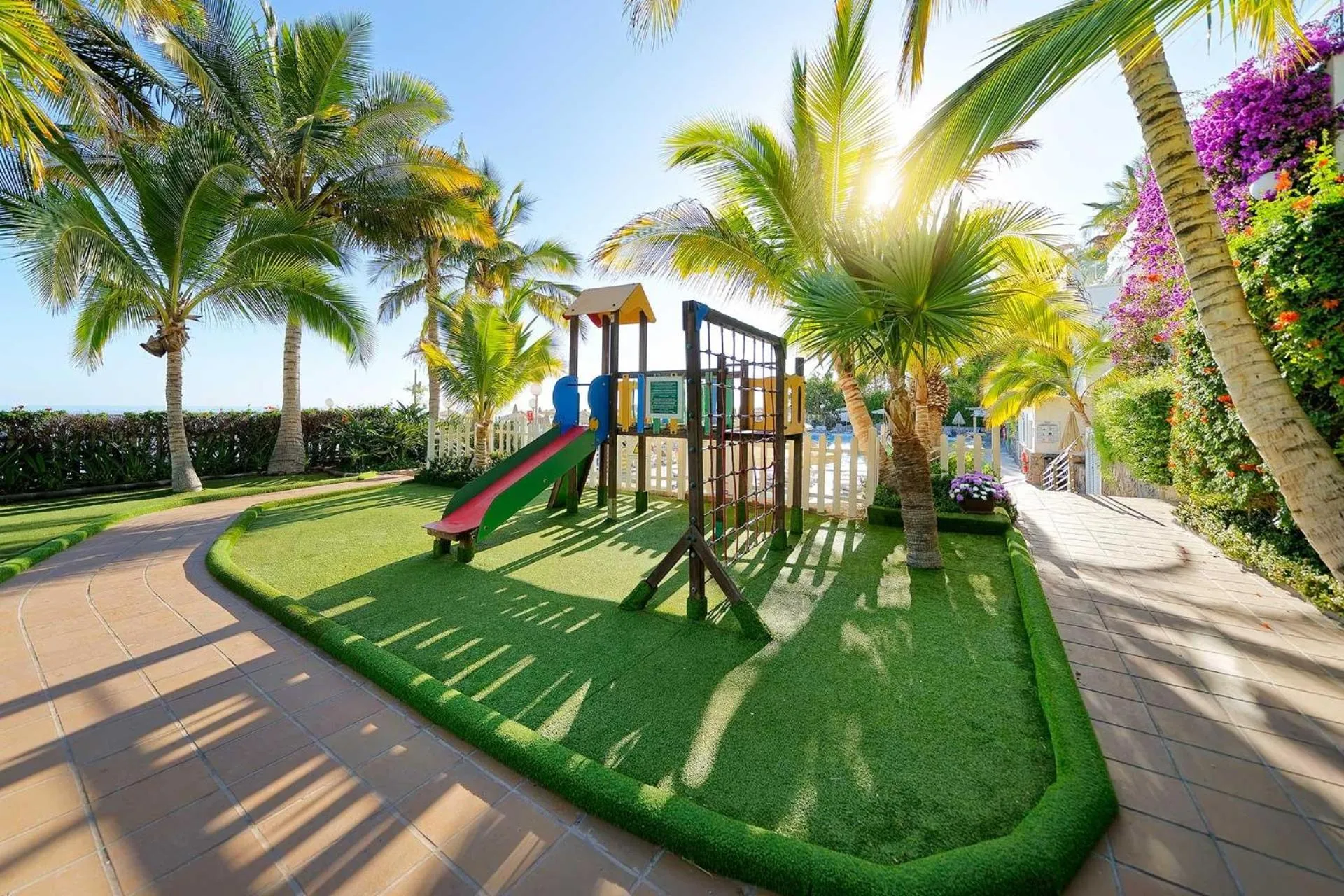 children in Servatur Altamar