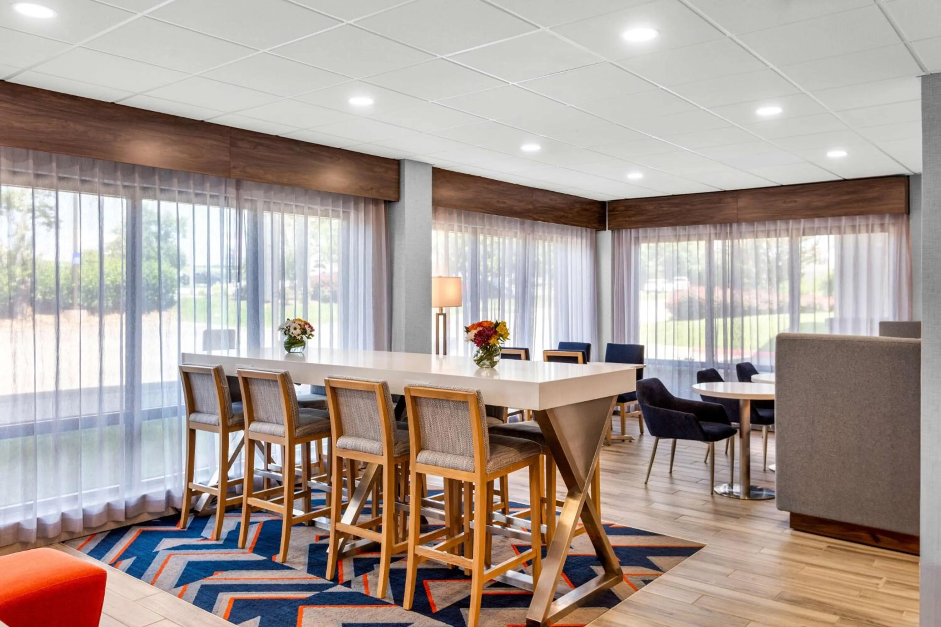 Breakfast in Hampton Inn Knoxville-Airport