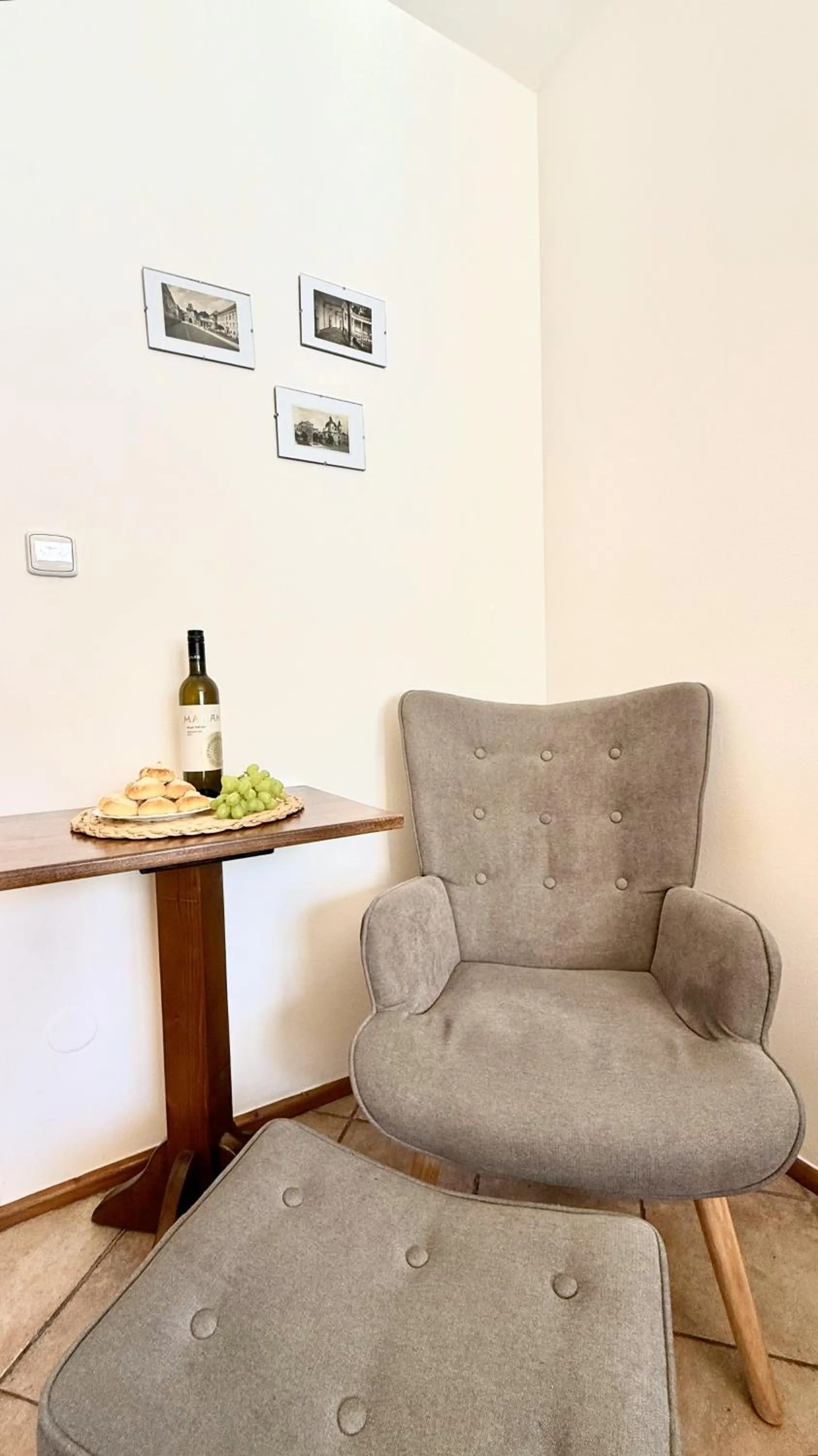 Penzion a Vinoteka Hrozen