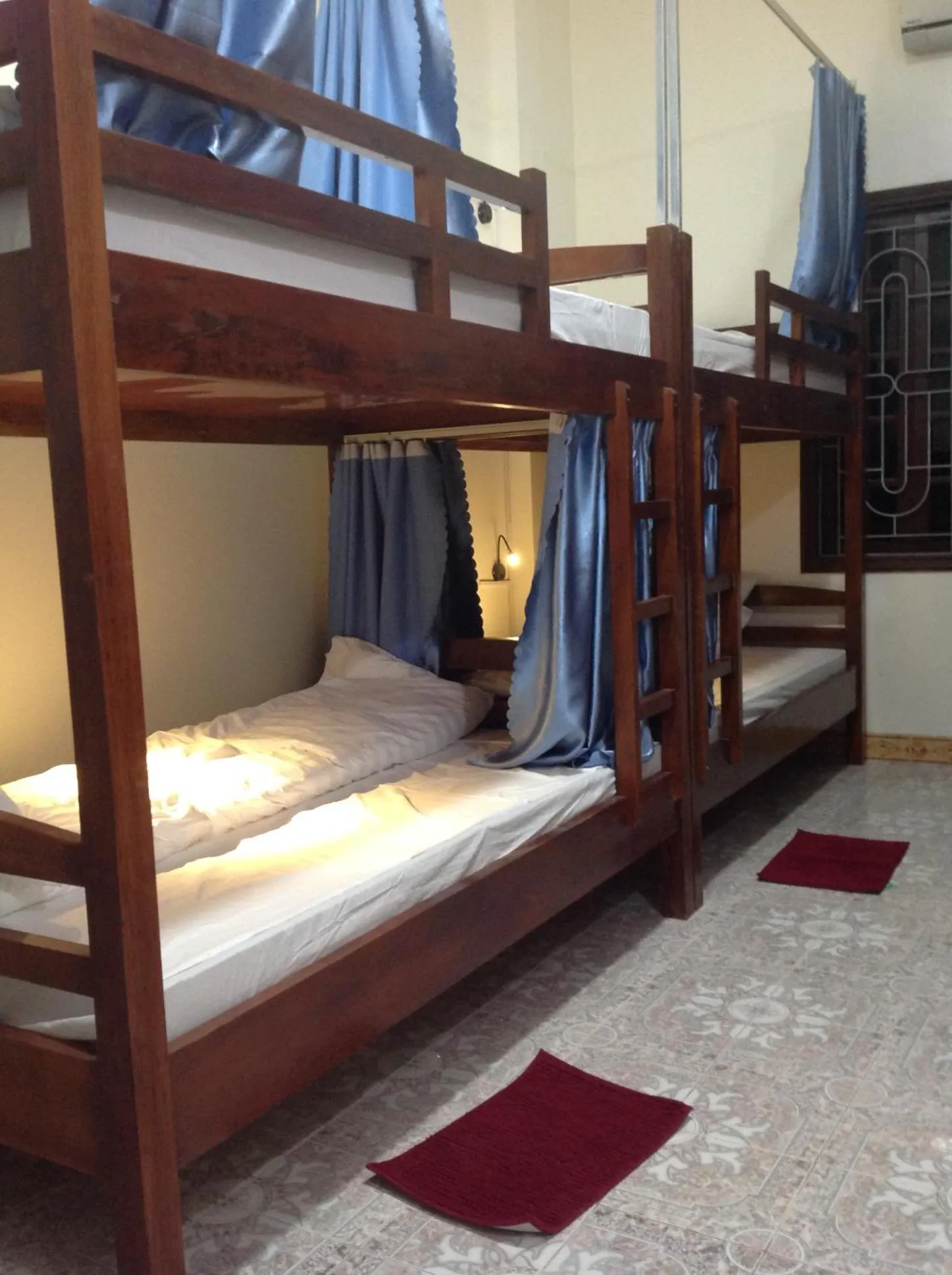 Bed in Ha Giang 1 Hostel and Loop Tour