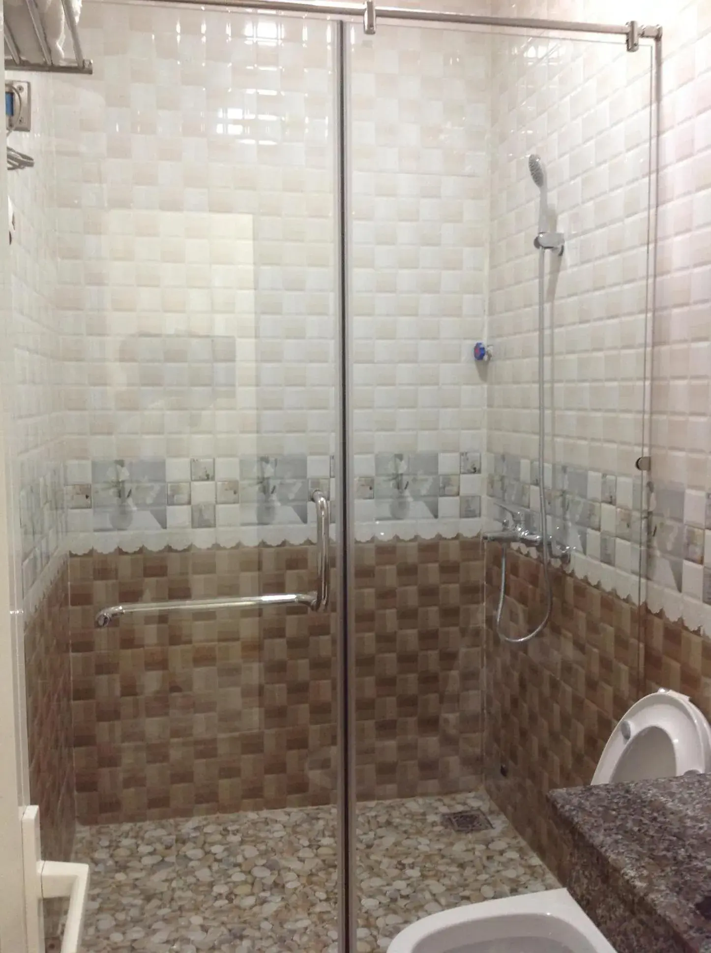 Bunk Bed in Mixed Dormitory Room in Ha Giang 1 Hostel and Loop Tour Bunk Bed in Mixed Dormitory Room in Ha Giang 1 Hostel and Loop Tour