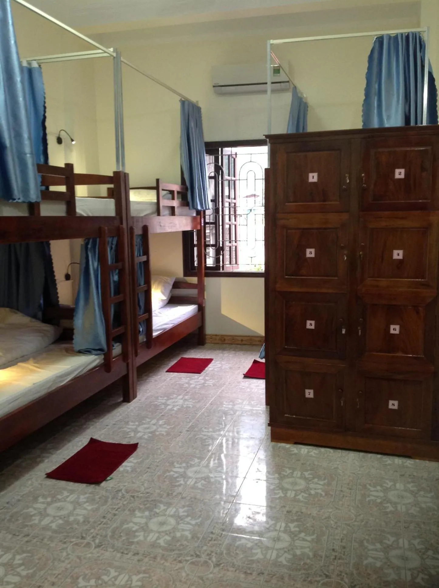 Bed in Ha Giang 1 Hostel and Loop Tour
