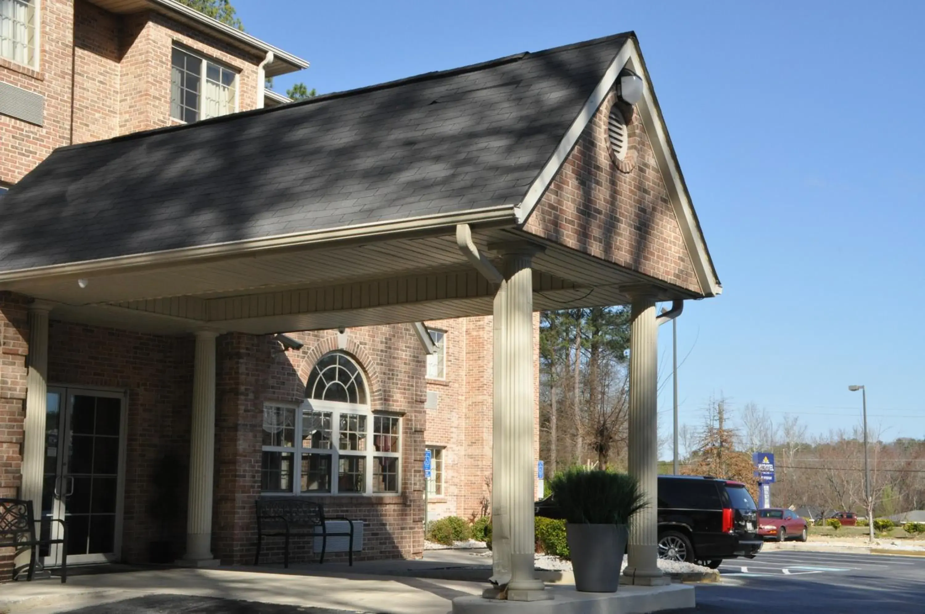 Facade/entrance in Microtel Inn & Suites by Wyndham Lithonia/Stone Mountain Facade/entrance in Microtel Inn & Suites by Wyndham Lithonia/Stone Mountain
