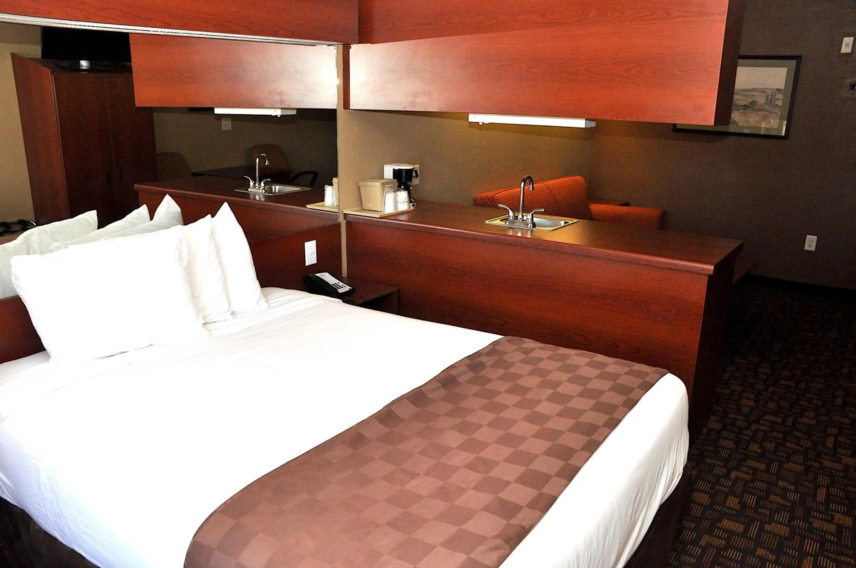 Bed in Microtel Inn & Suites by Wyndham Lithonia/Stone Mountain