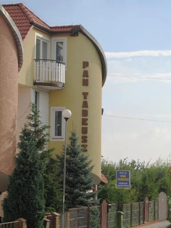 Facade/entrance in Villa Pan Tadeusz