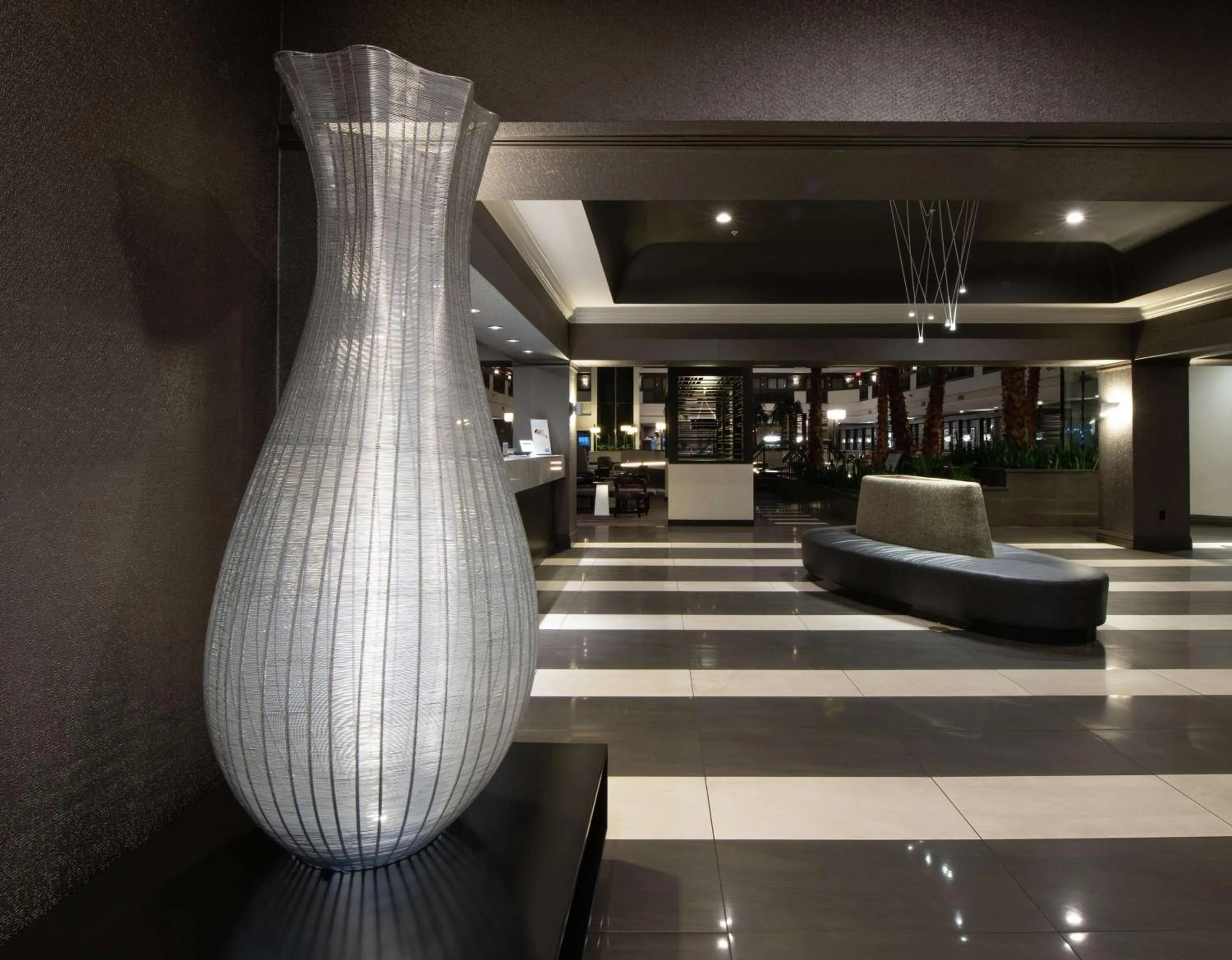 Lobby or reception in Embassy Suites by Hilton Las Vegas
