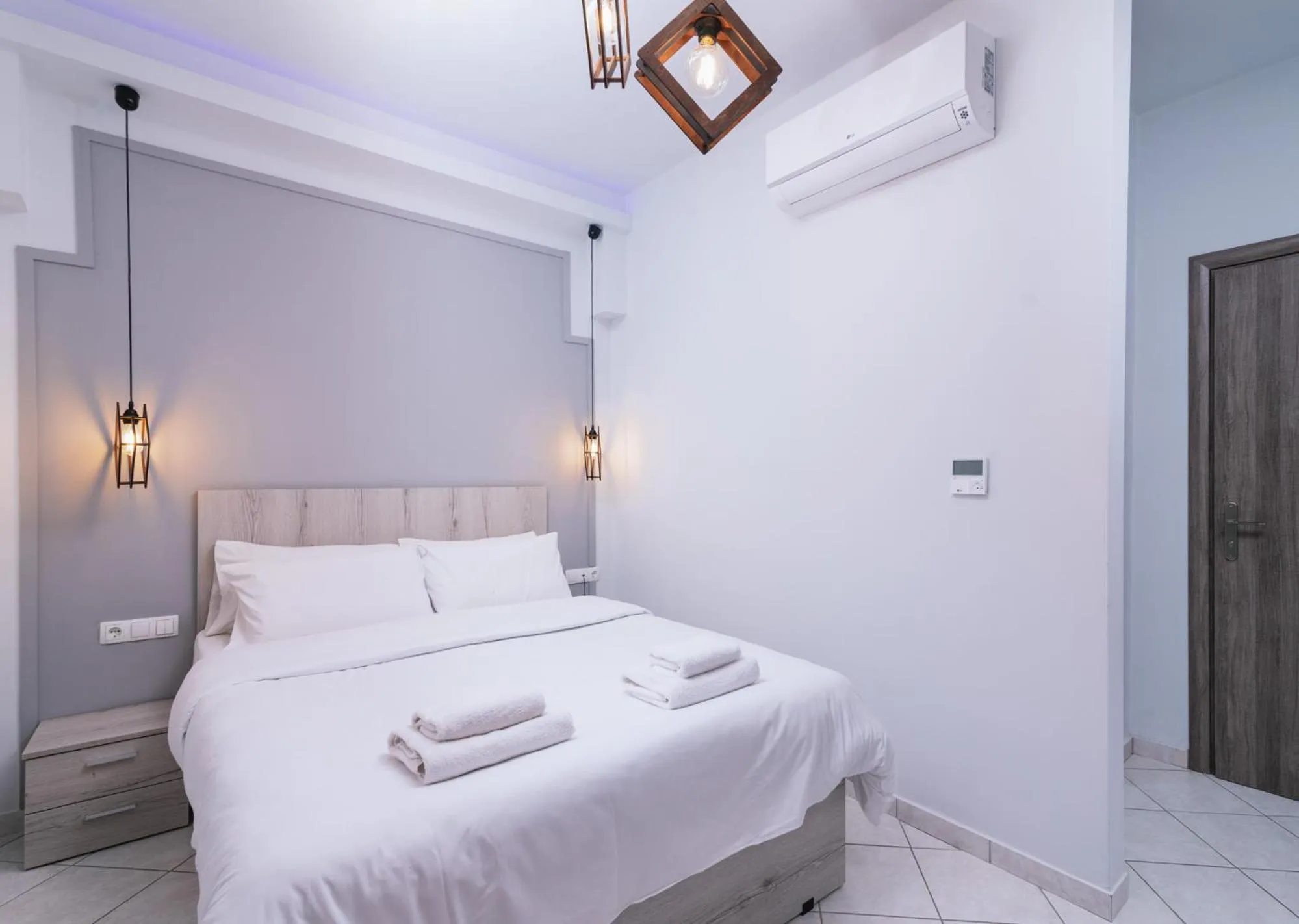 Bedroom, Bed in Idi Hotel