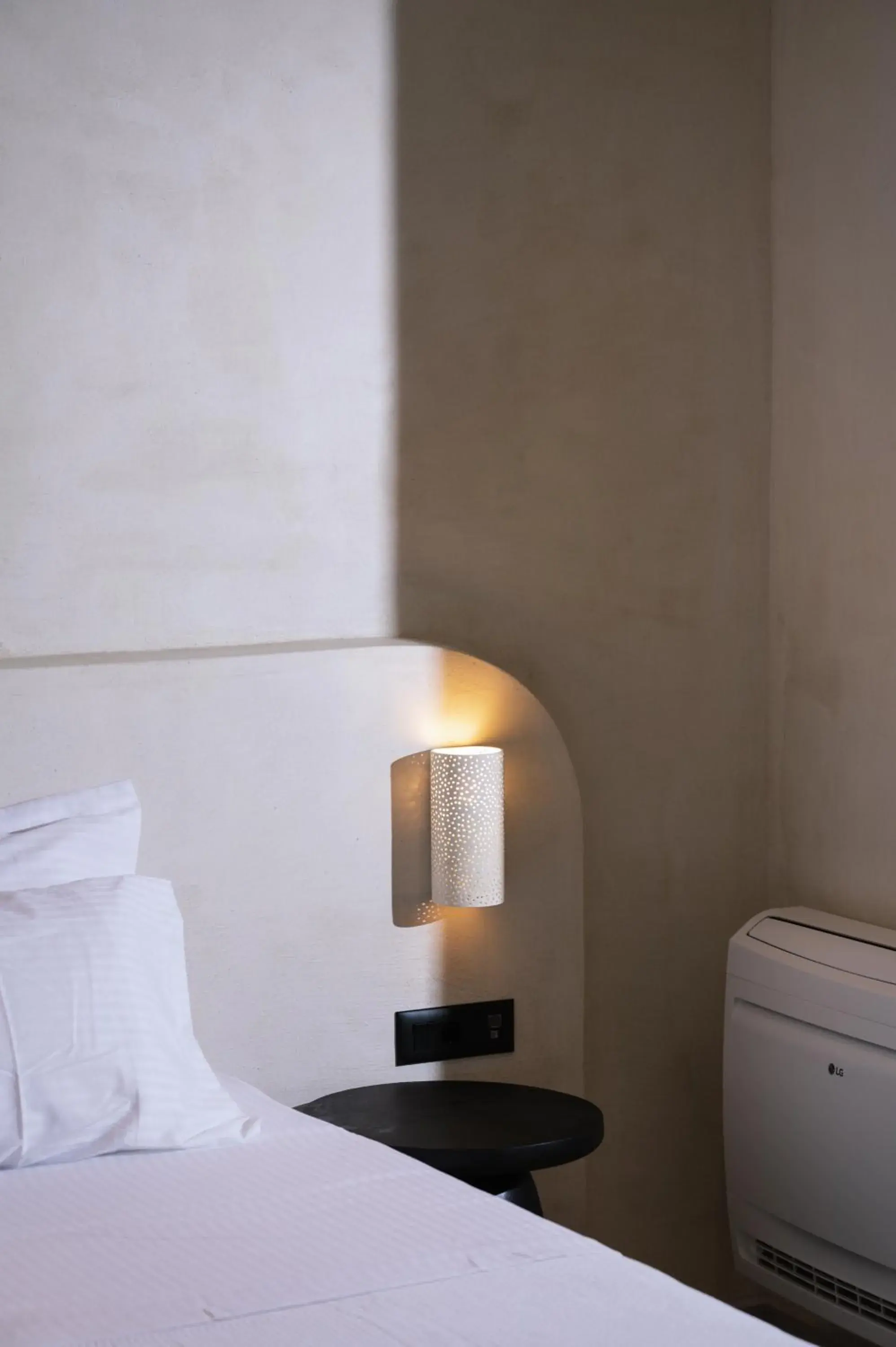 Bed in Idi Hotel Bed in Idi Hotel