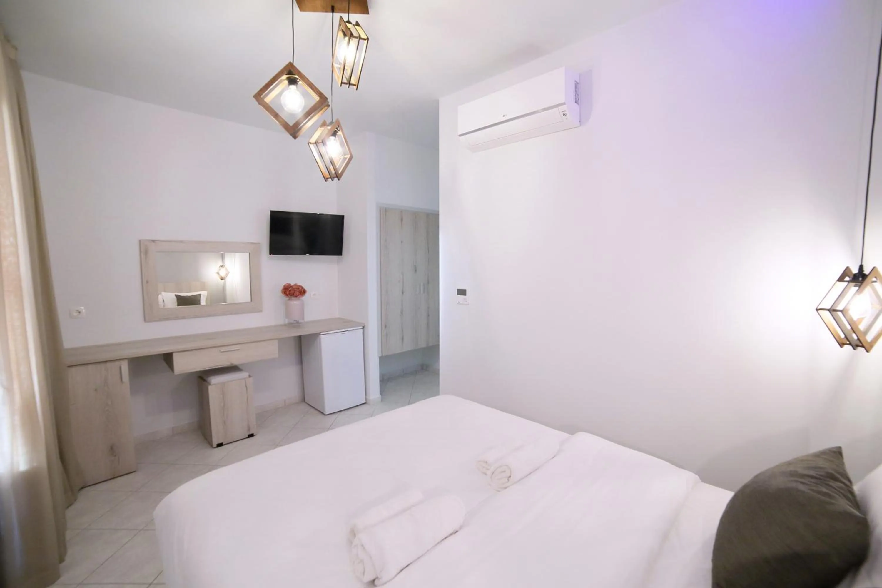 Bedroom, Bed in Idi Hotel