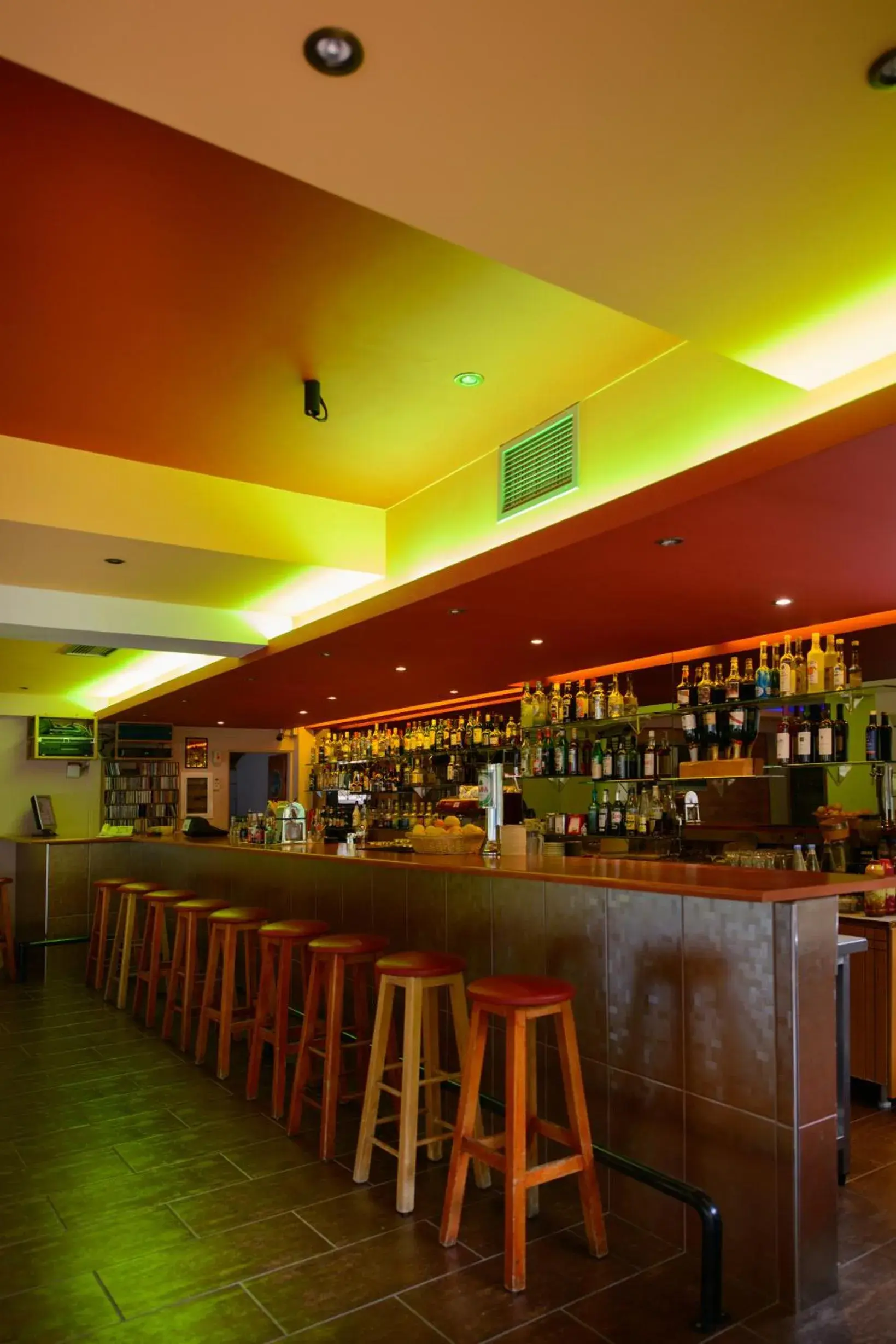 Lounge or bar in Idi Hotel Lounge or bar in Idi Hotel