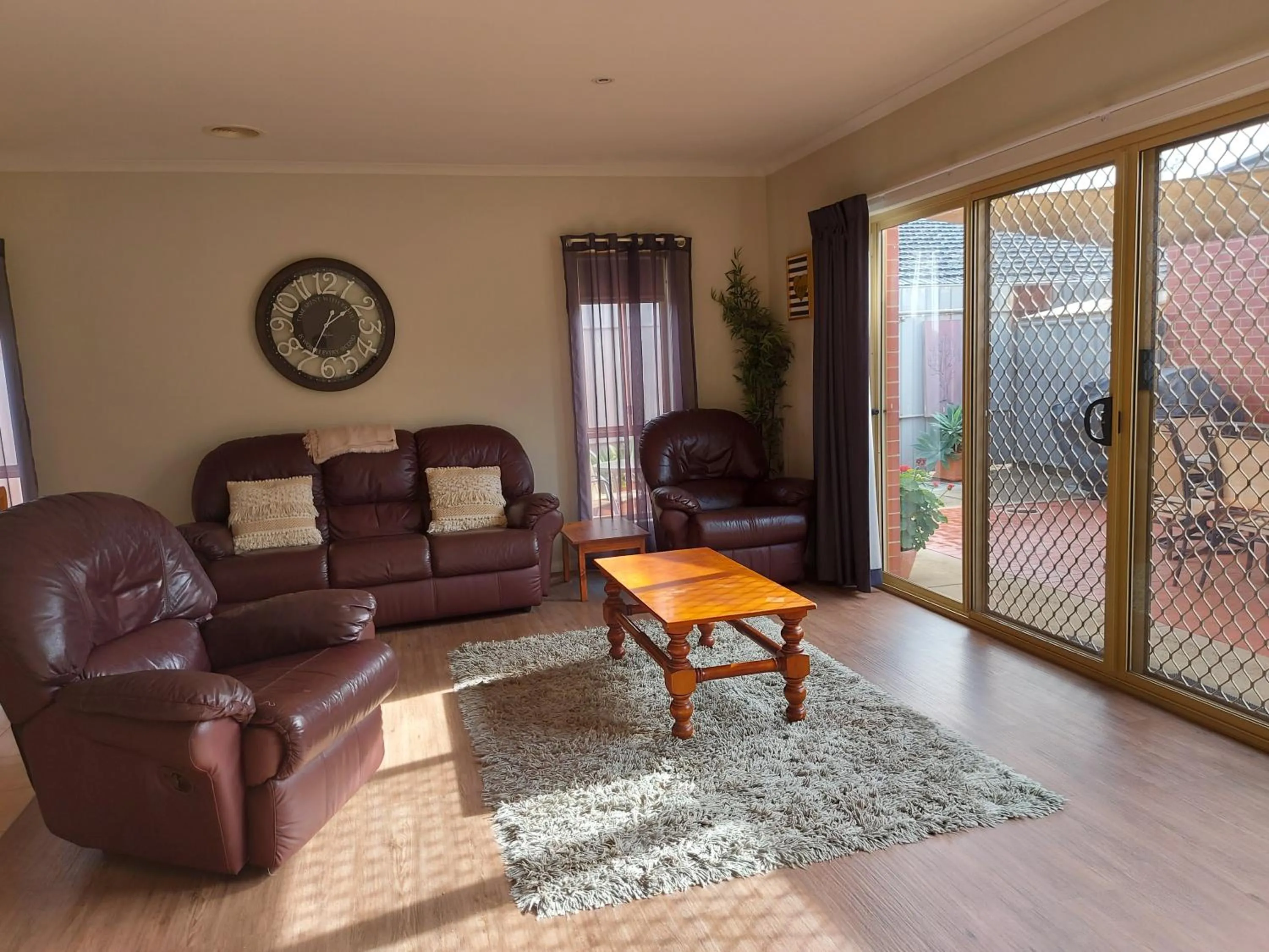 Living room in Annesley Central