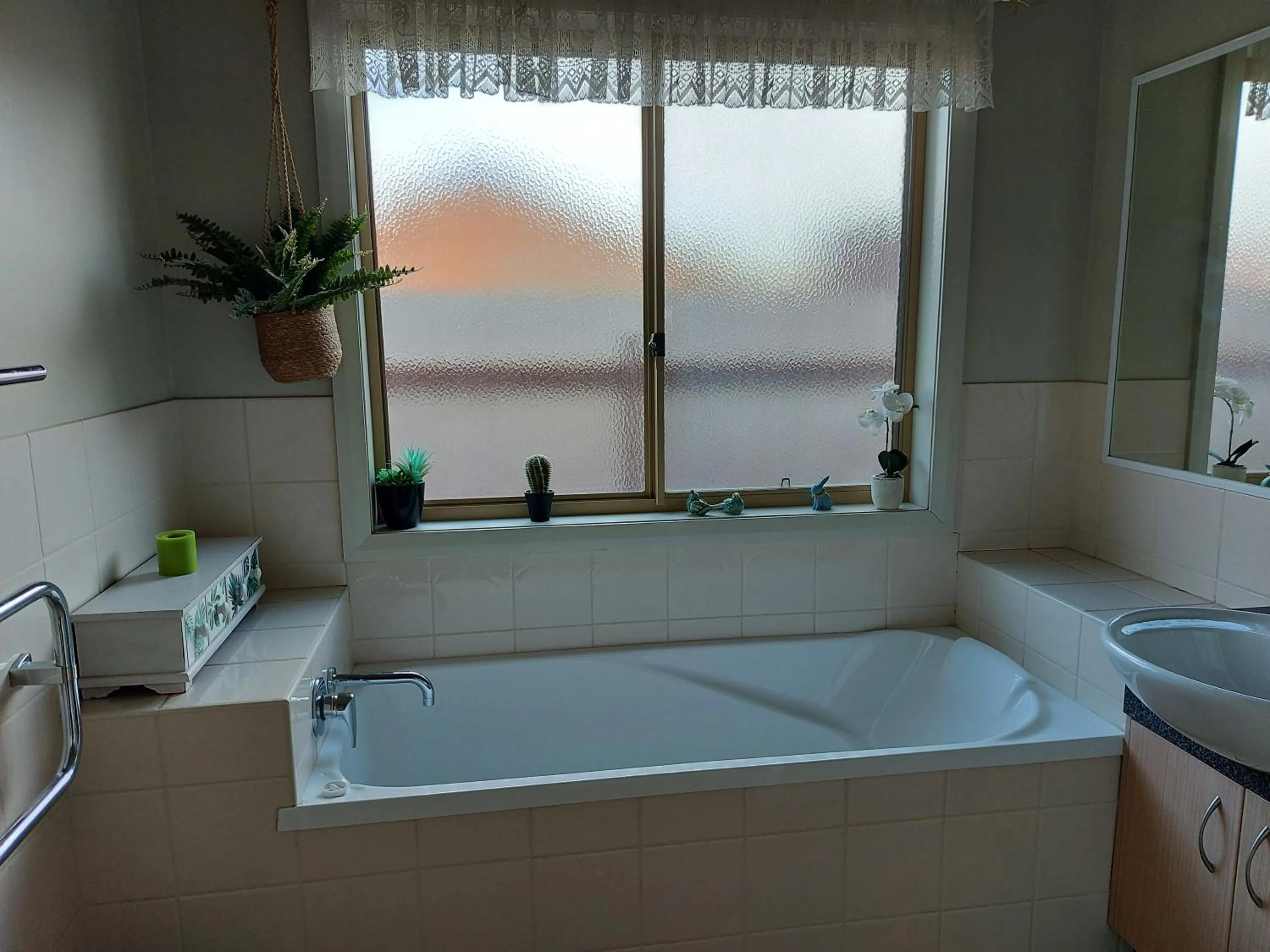 Bathroom in Annesley Central