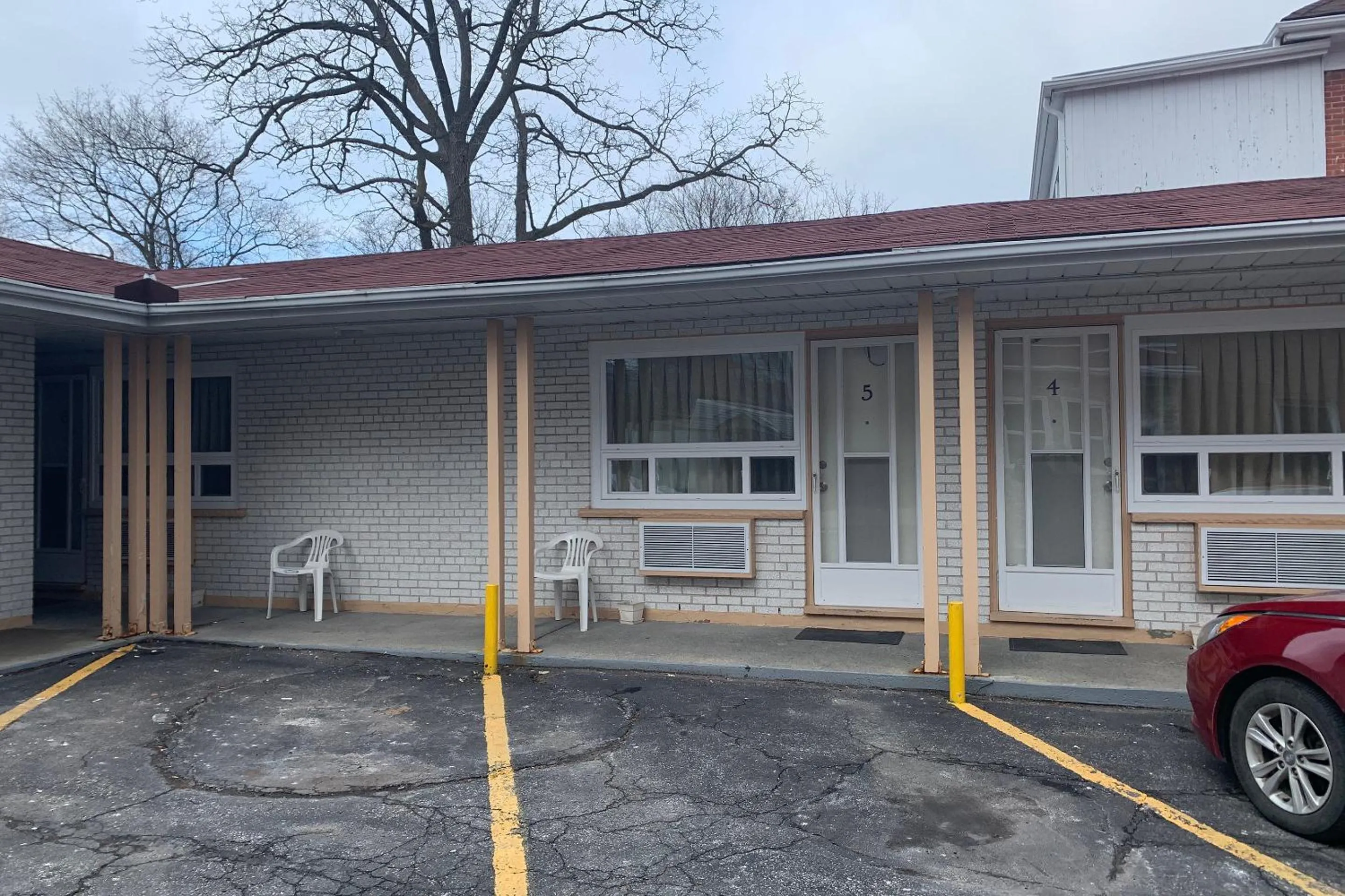 Facade/entrance in Lucien Motel