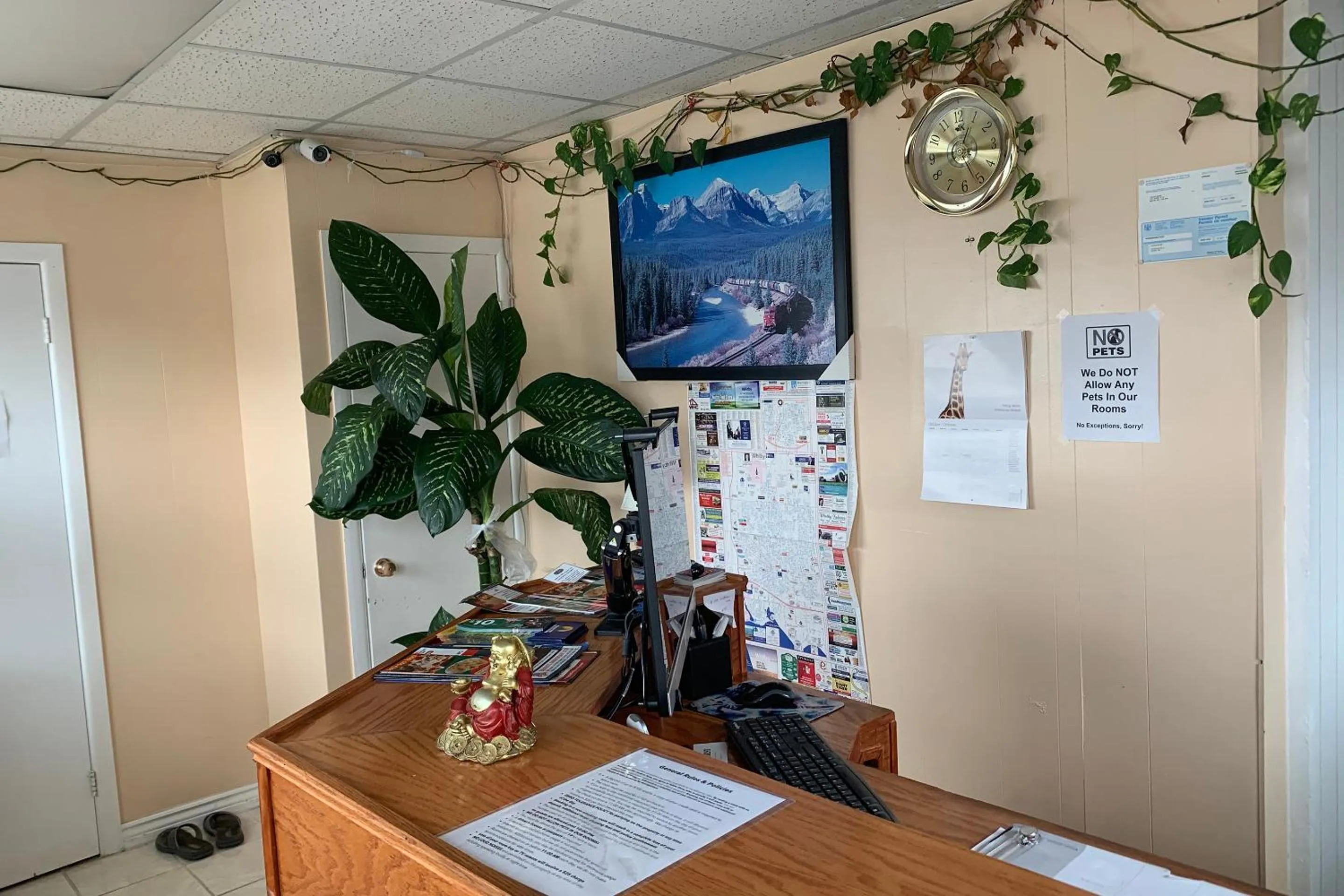 Lobby or reception in Lucien Motel