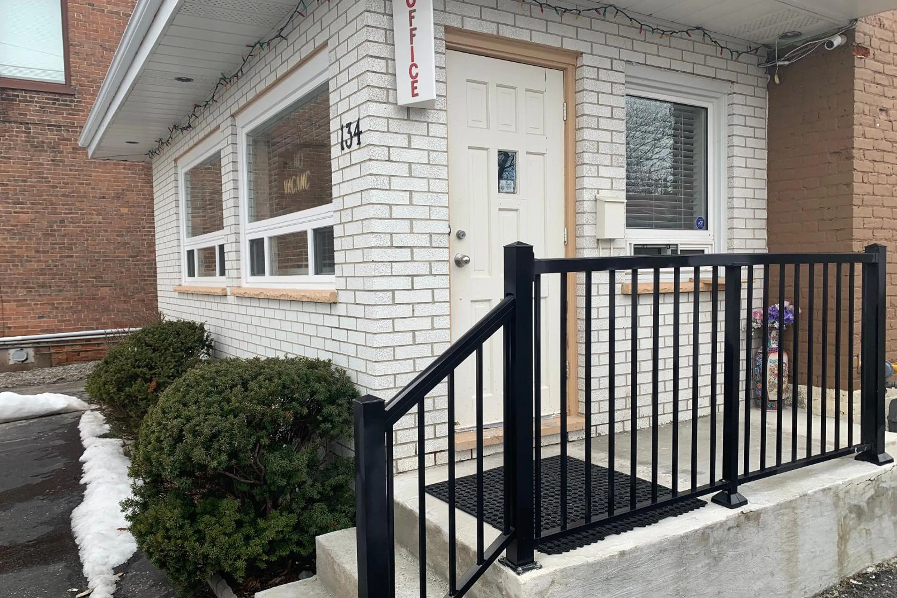 Facade/entrance in Lucien Motel