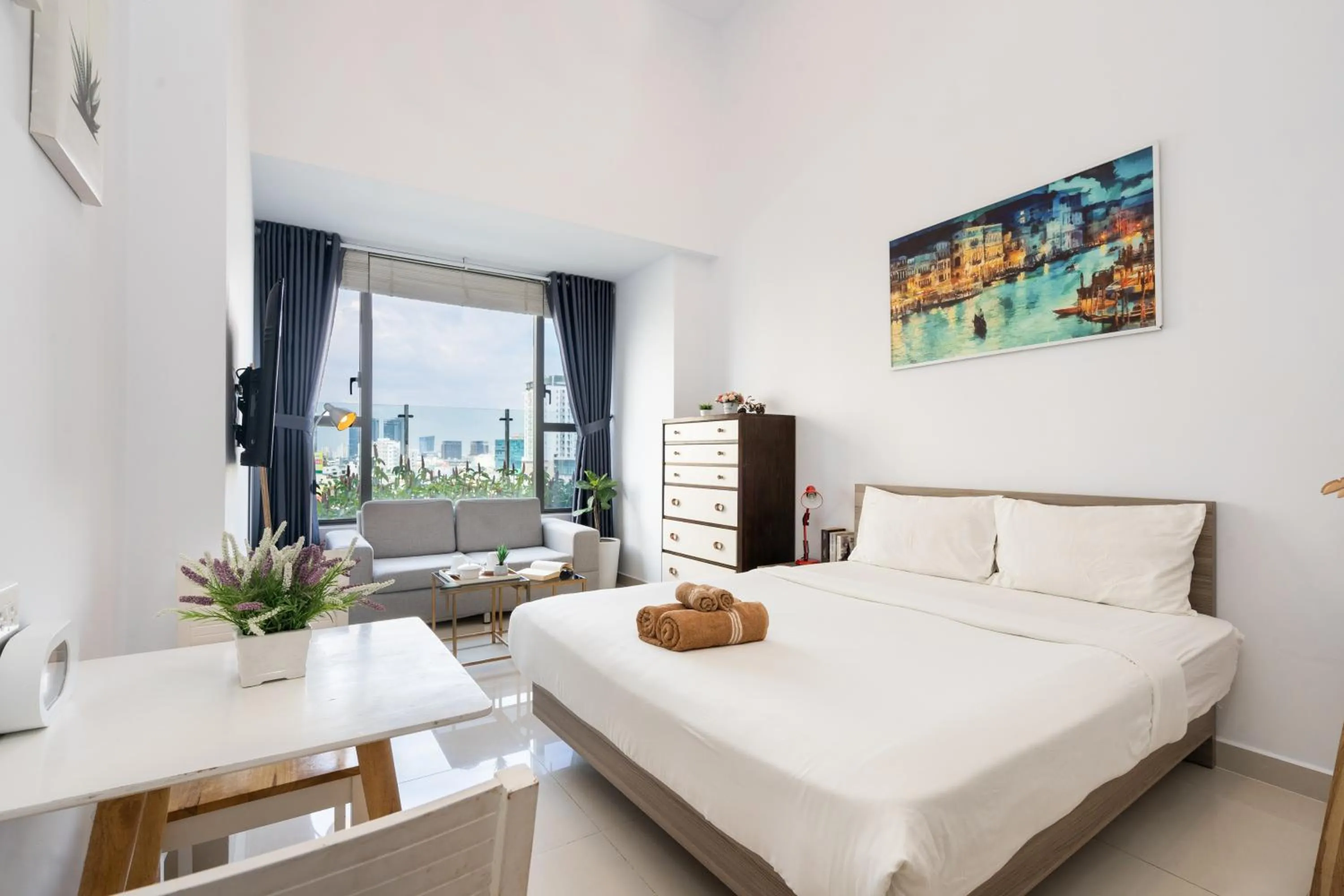 Bed in TeeUp Home - Infinity Pool Signature