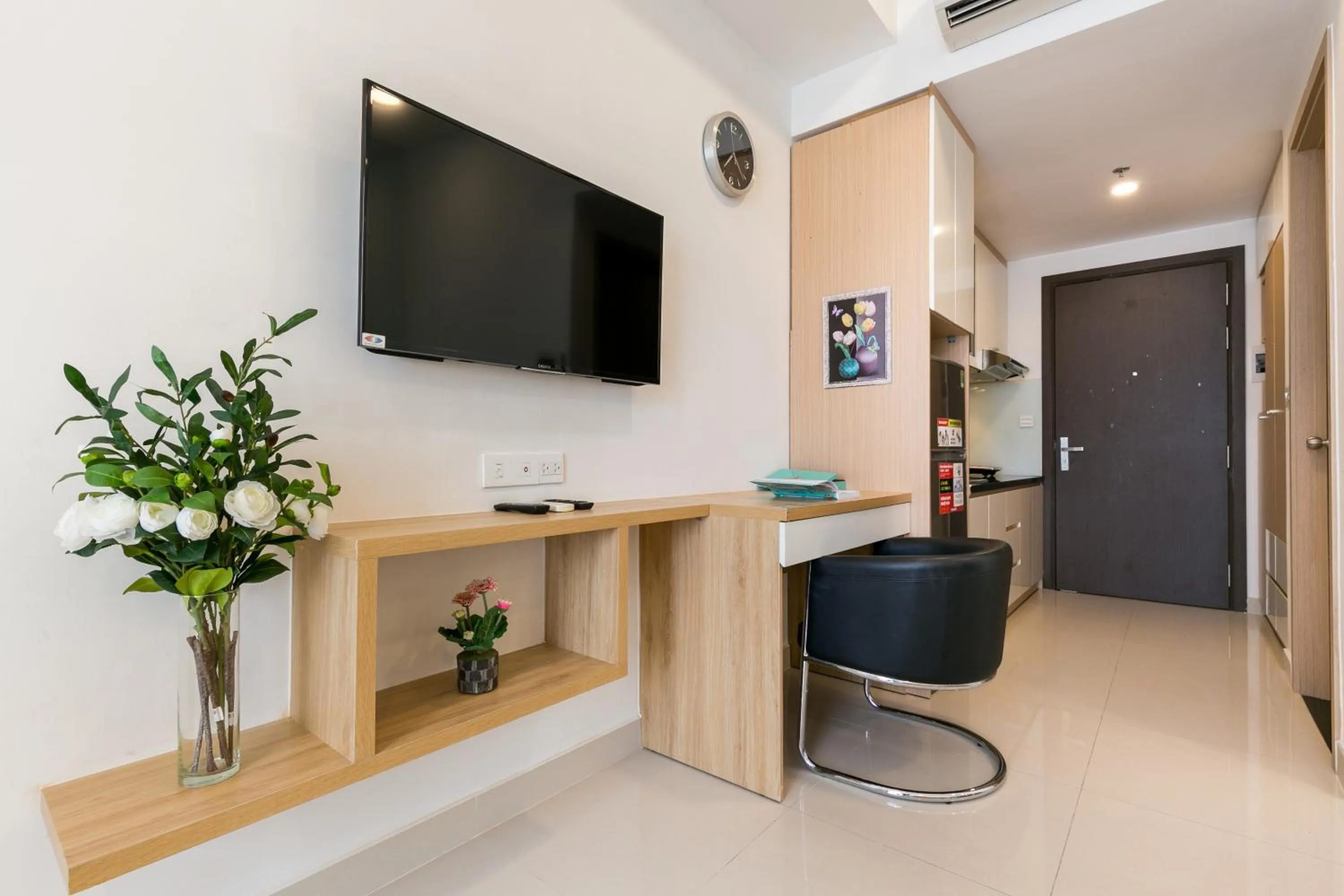 TeeUp Home - Infinity Pool Signature